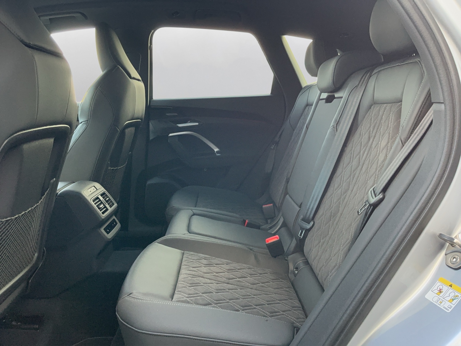 AUDI Q5 TFSI quatto 150 kW S-tronic - 11