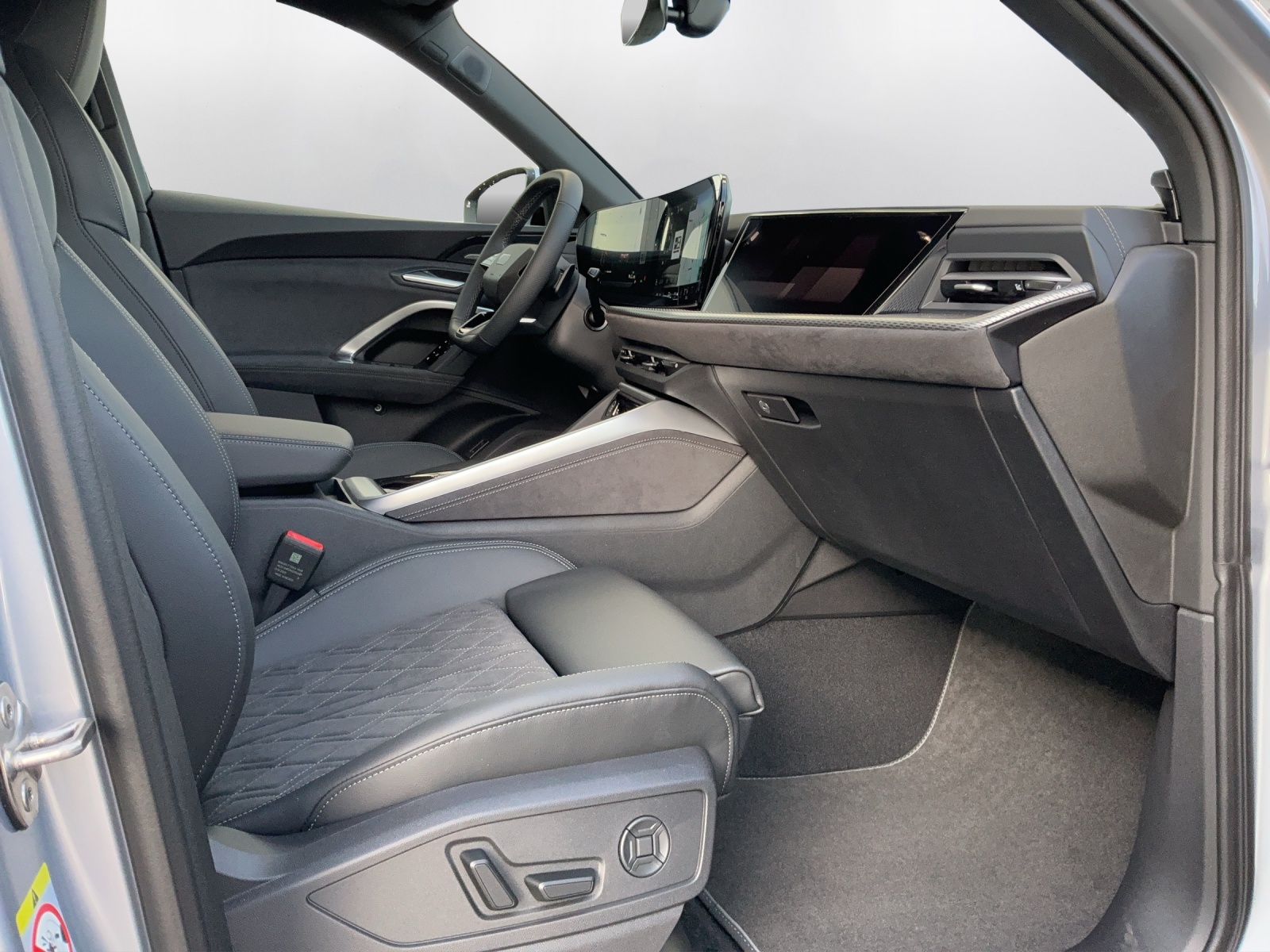 AUDI Q5 TFSI quatto 150 kW S-tronic - 14