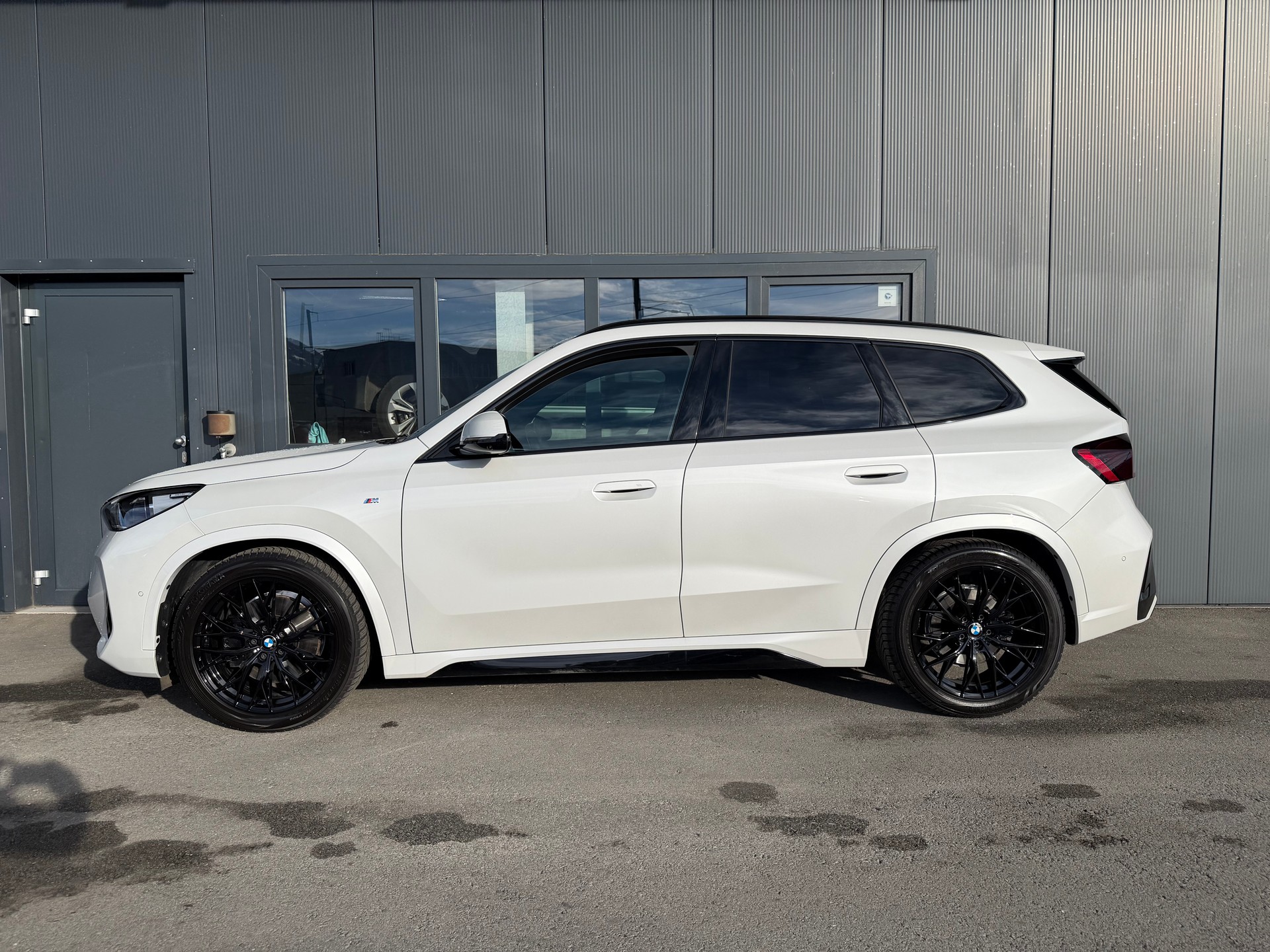 BMW X1 xDrive 23i 48V M Sport - 2