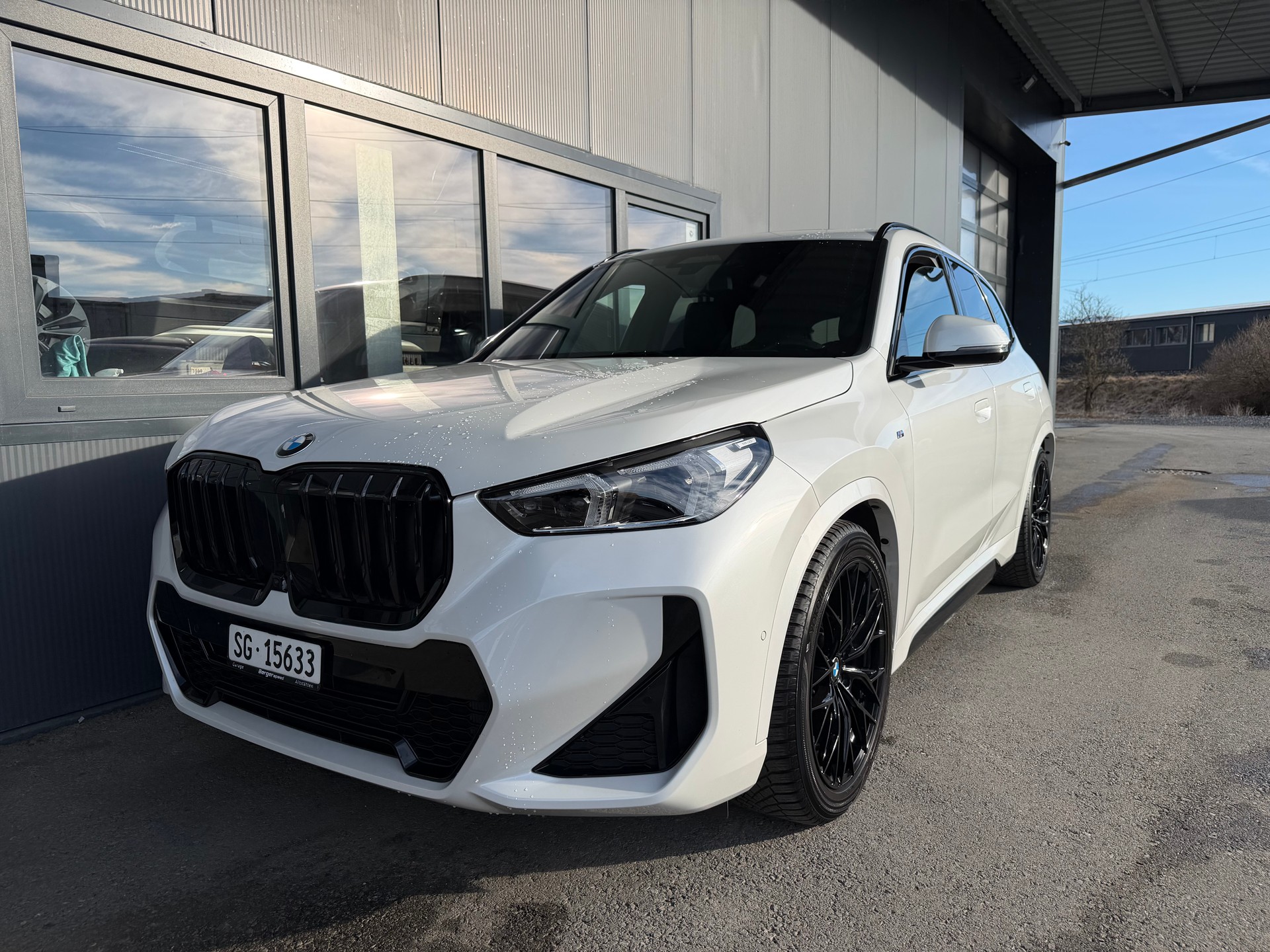 BMW X1 xDrive 23i 48V M Sport - 4
