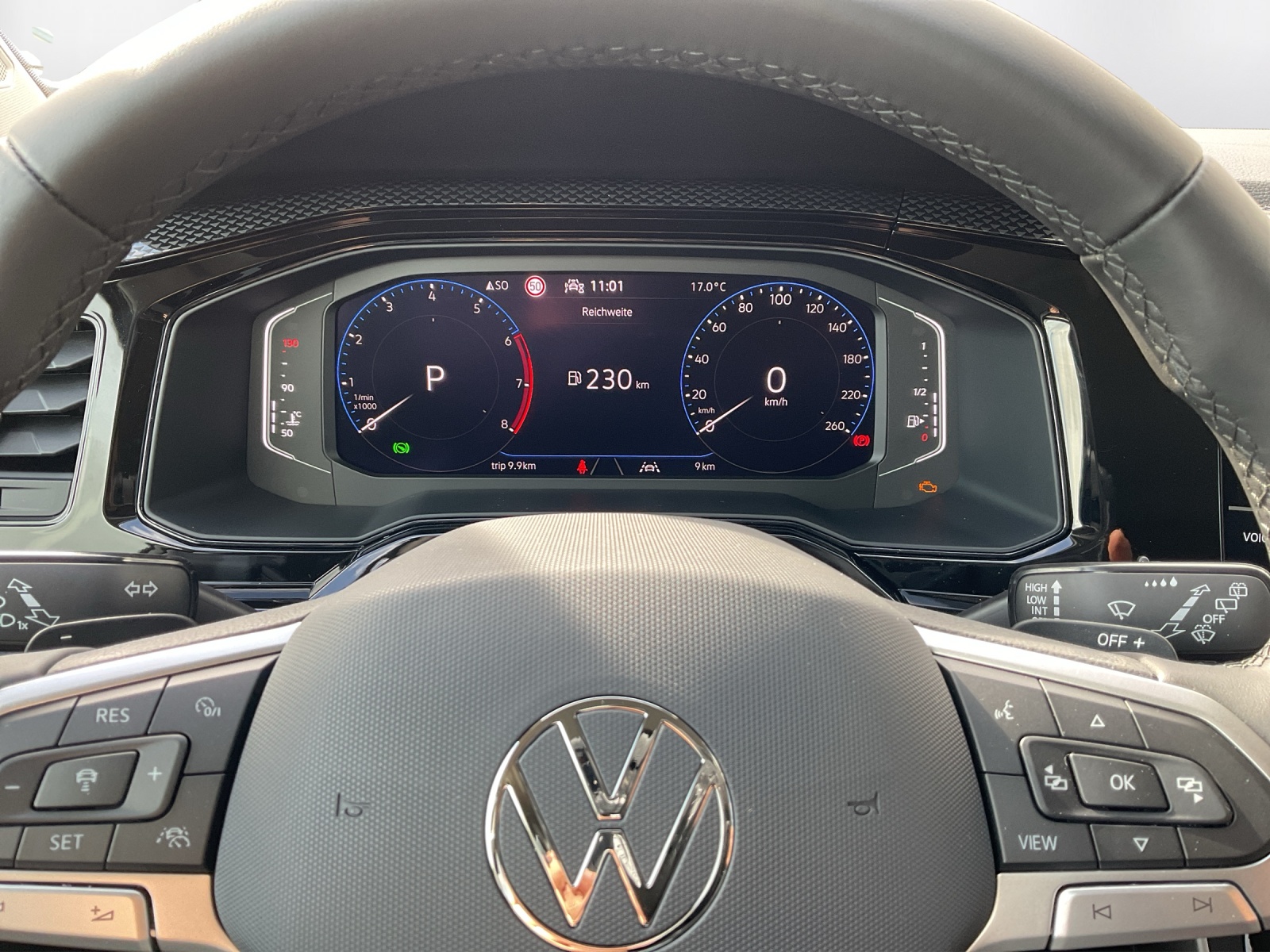 VW Polo 1.0 TSI Life DSG - 8