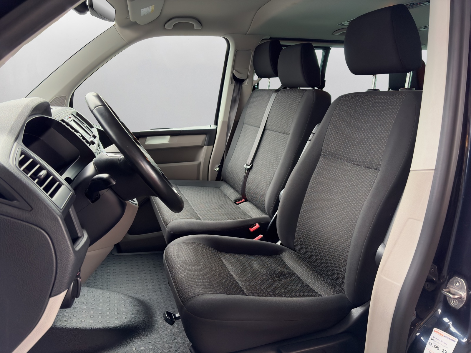 VW T6 Caravelle 2.0 TDI Trendline Liberty DSG LWB - 10