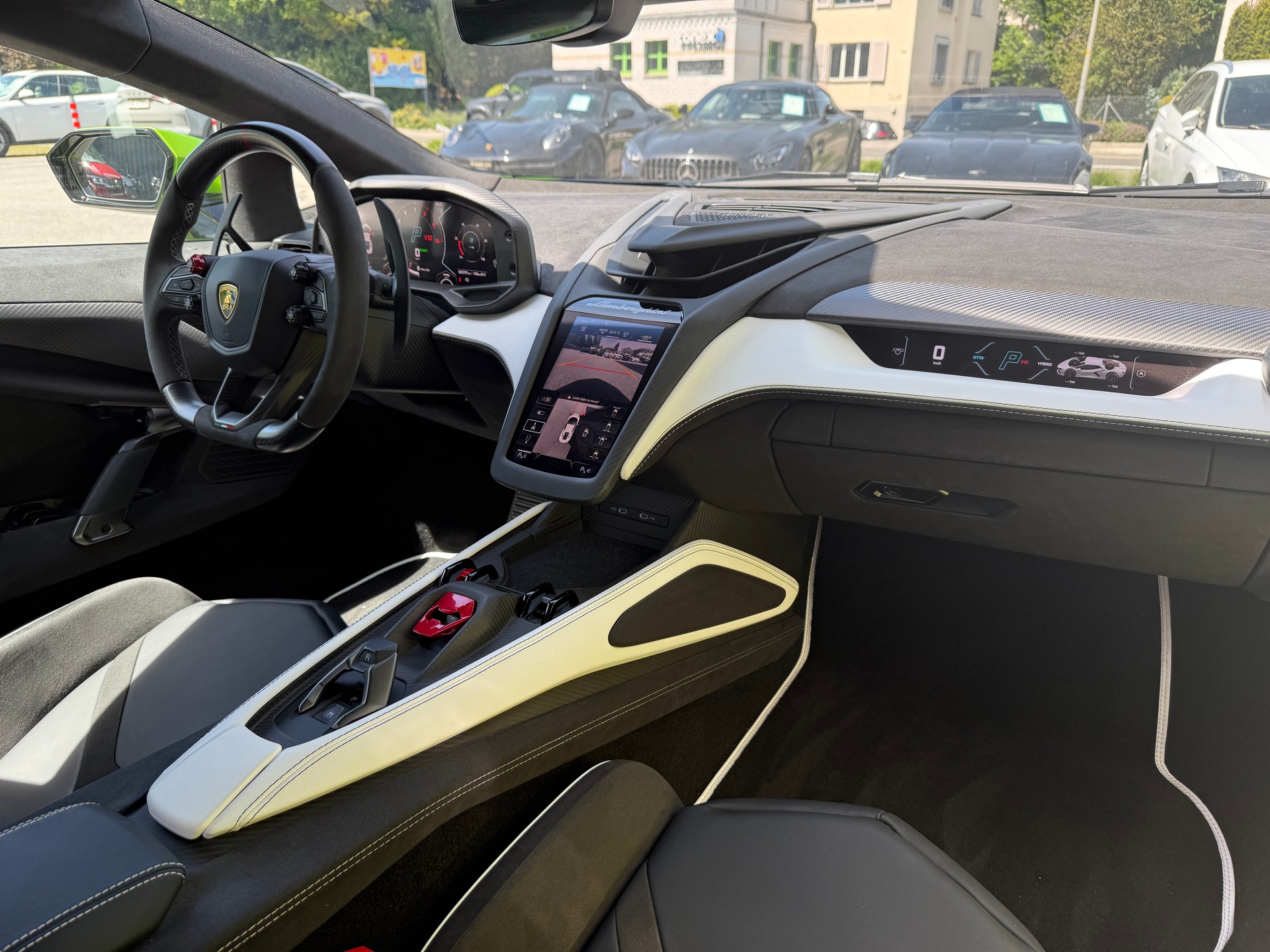 LAMBORGHINI Revuelto Verde Citrea - 13