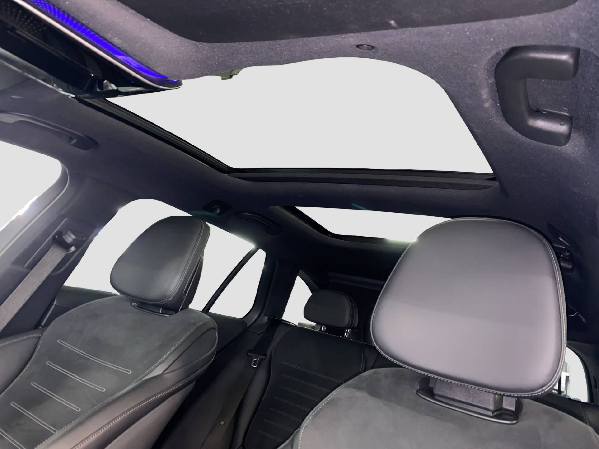 MERCEDES-BENZ C 220 d AMG Line Kombi - 10