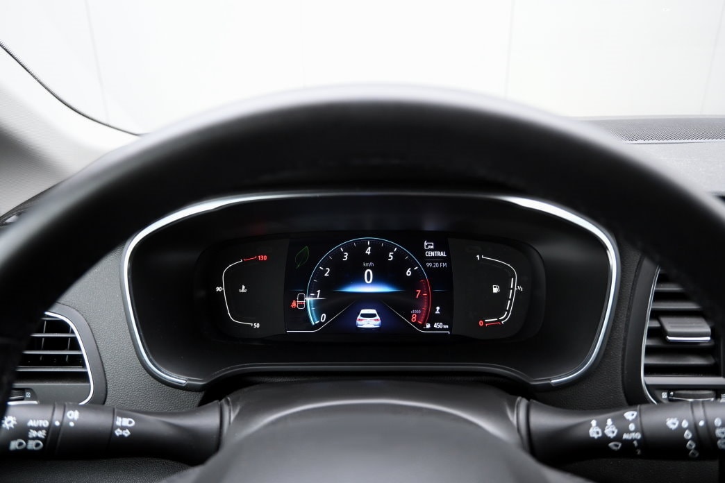 RENAULT Mégane Berline 1.3 16V Turbo Zen Facelift - 11