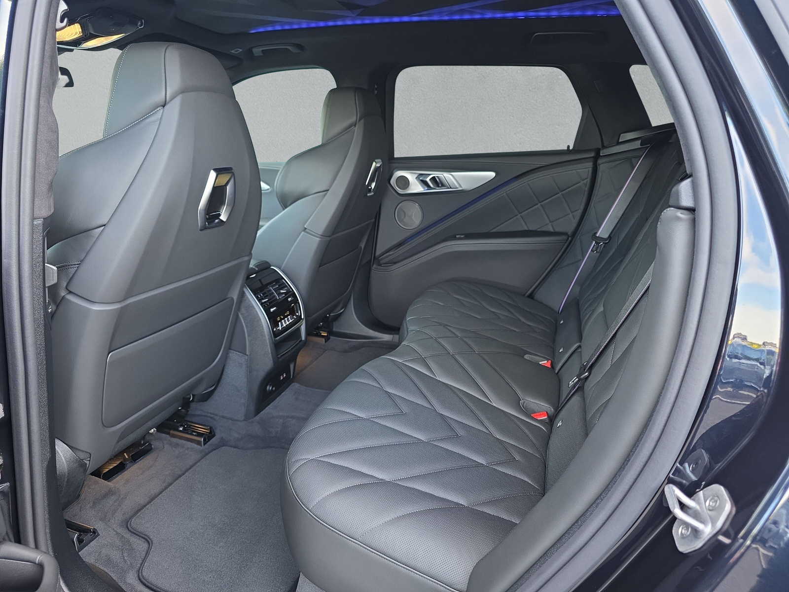 BMW XM xDrive 50e PHEV Steptronic**Action de leasing à 0.0%** - 16