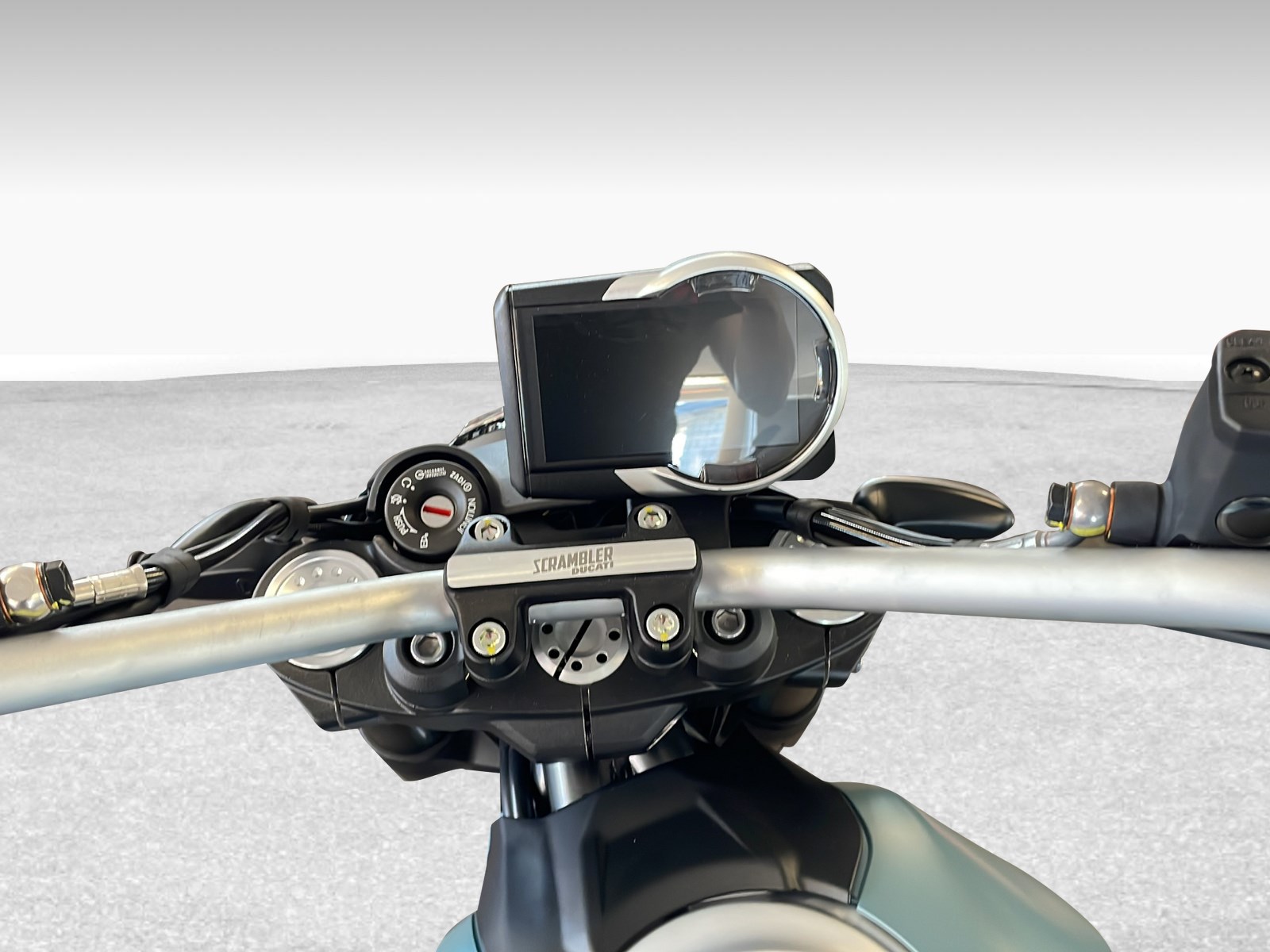 DUCATI SCRAMBLER 803 Icon ABS - 6