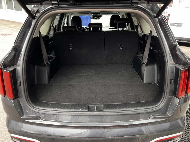 KIA Sorento 2.2 CRDi Style 7P - 4