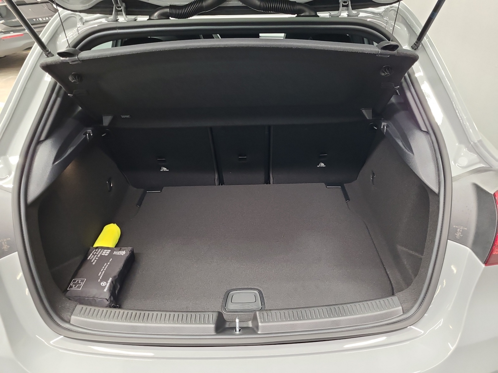 MERCEDES-BENZ A 200 AMG Line Night Star - 11