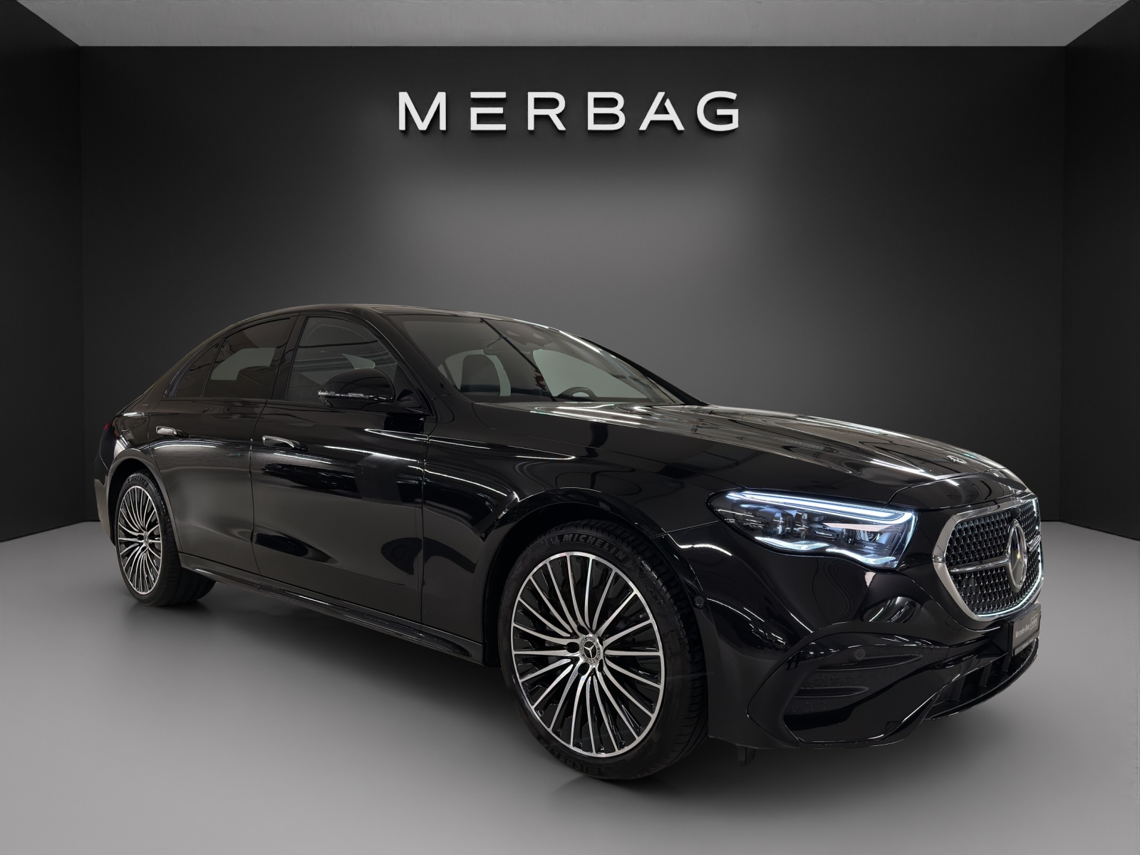 MERCEDES-BENZ E 400 e 4Matic AMG-Line 9G-Tronic