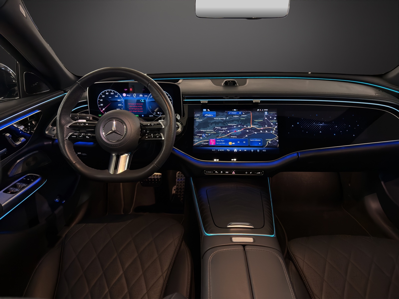 MERCEDES-BENZ E 400 e 4Matic AMG-Line 9G-Tronic - 10