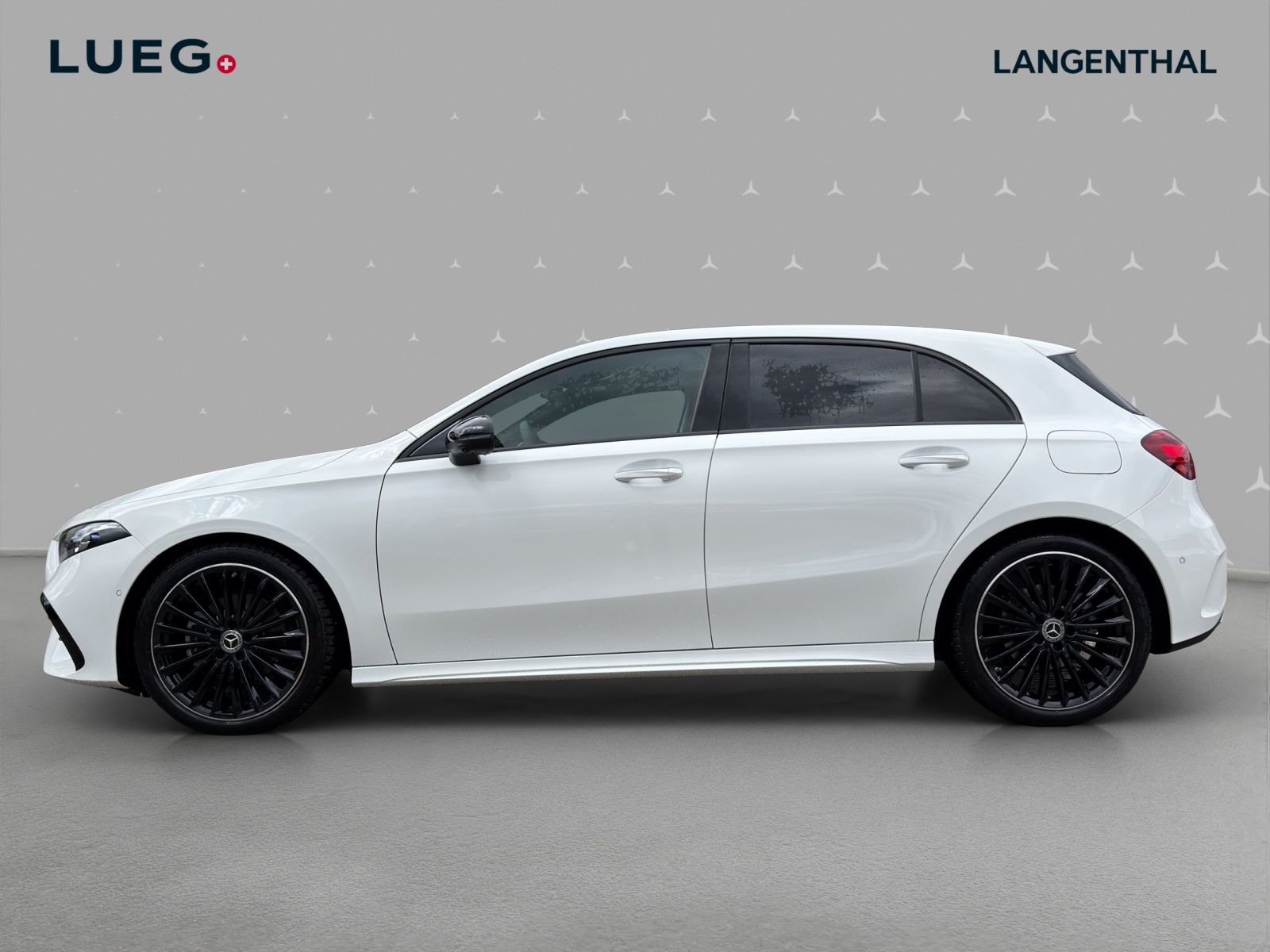 MERCEDES-BENZ A 200 Night Star 7G-DCT - 2