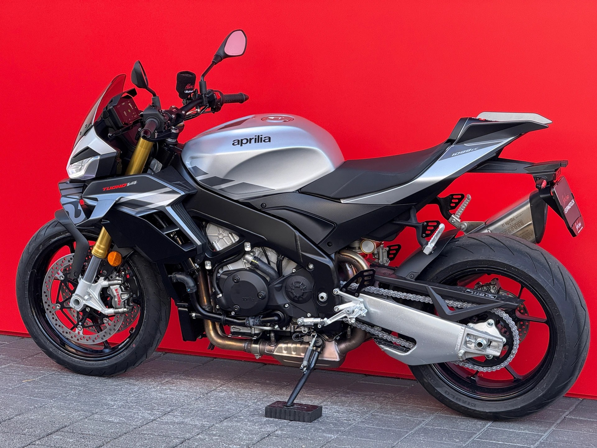 APRILIA Tuono V4 1100 - 14