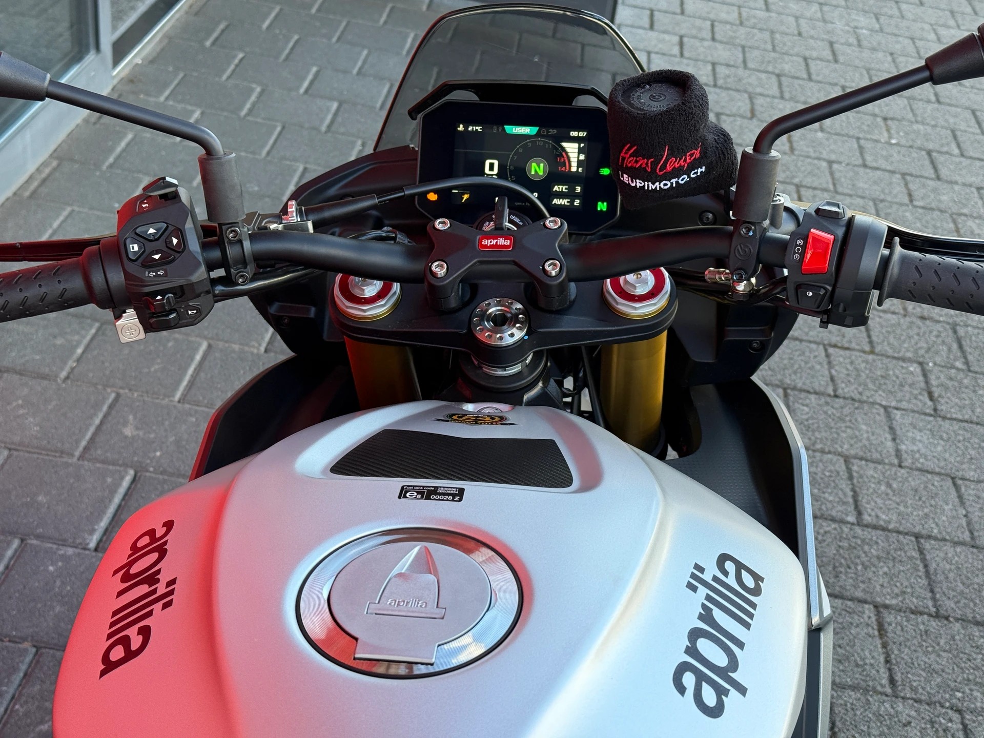 APRILIA Tuono V4 1100 - 5
