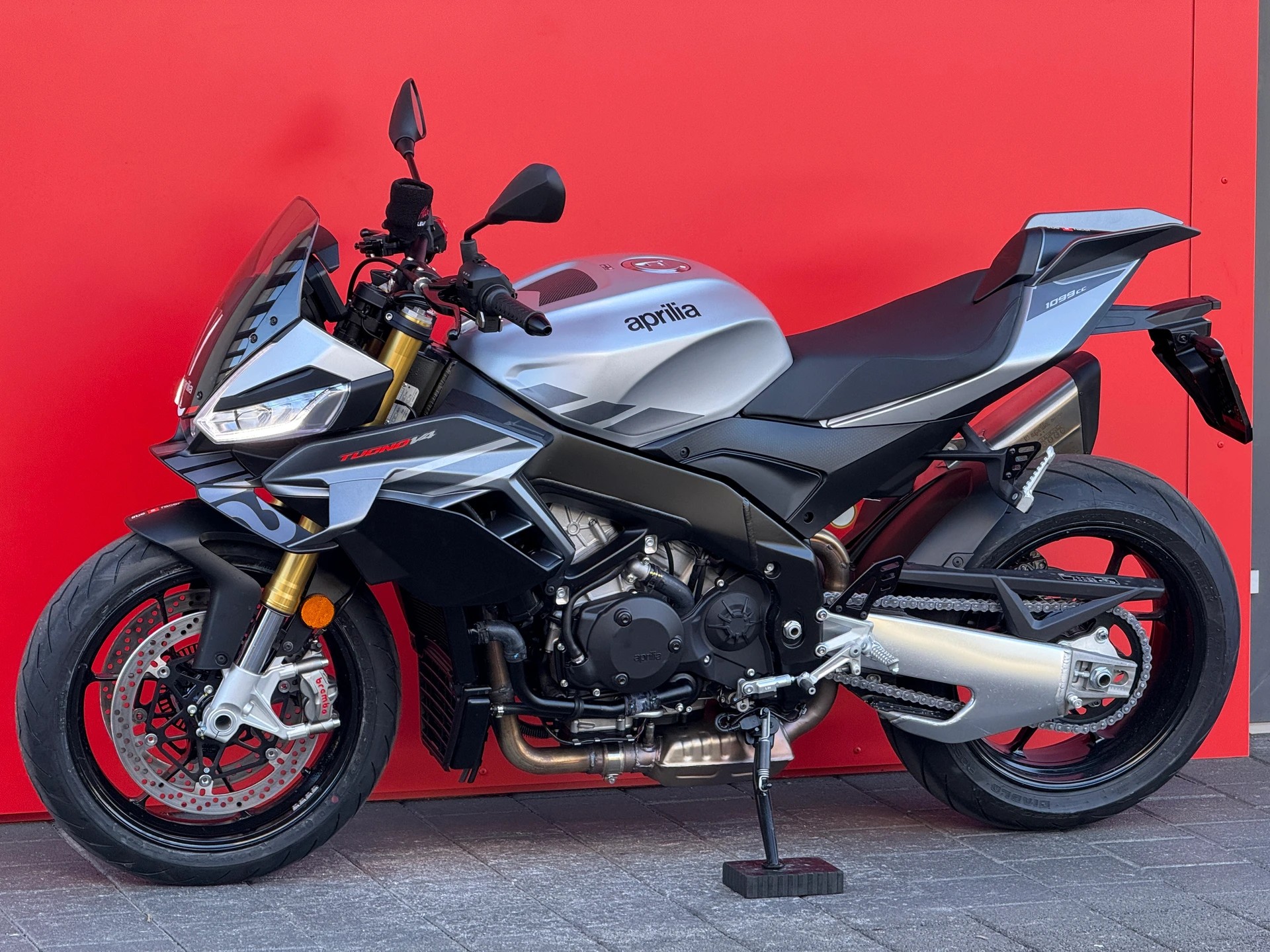 APRILIA Tuono V4 1100 - 6