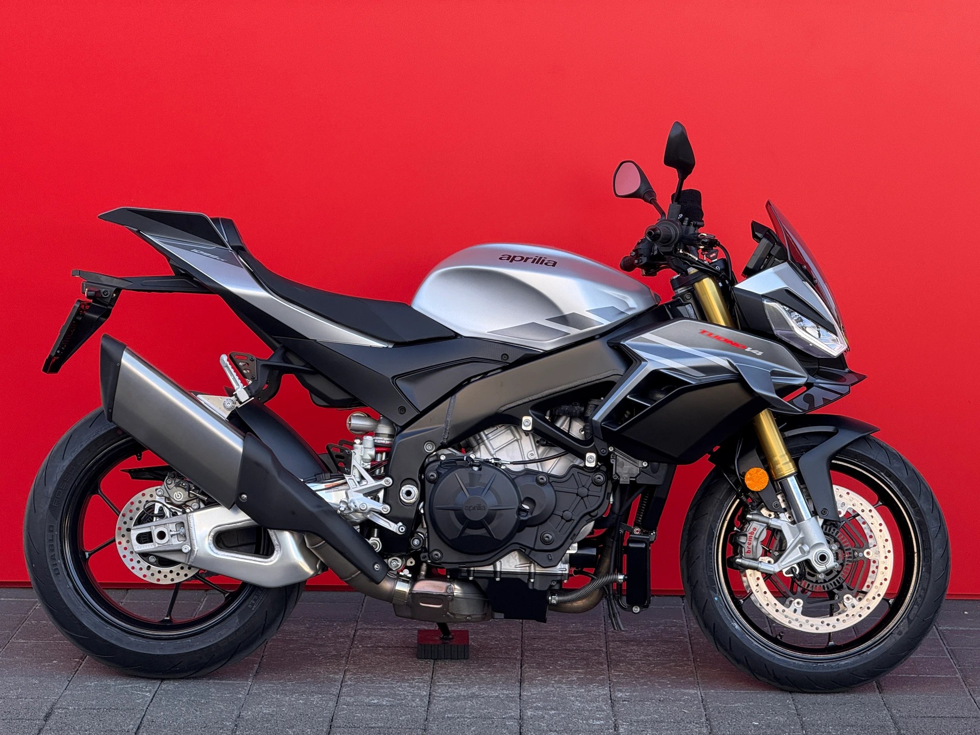 APRILIA Tuono V4 1100 - 1