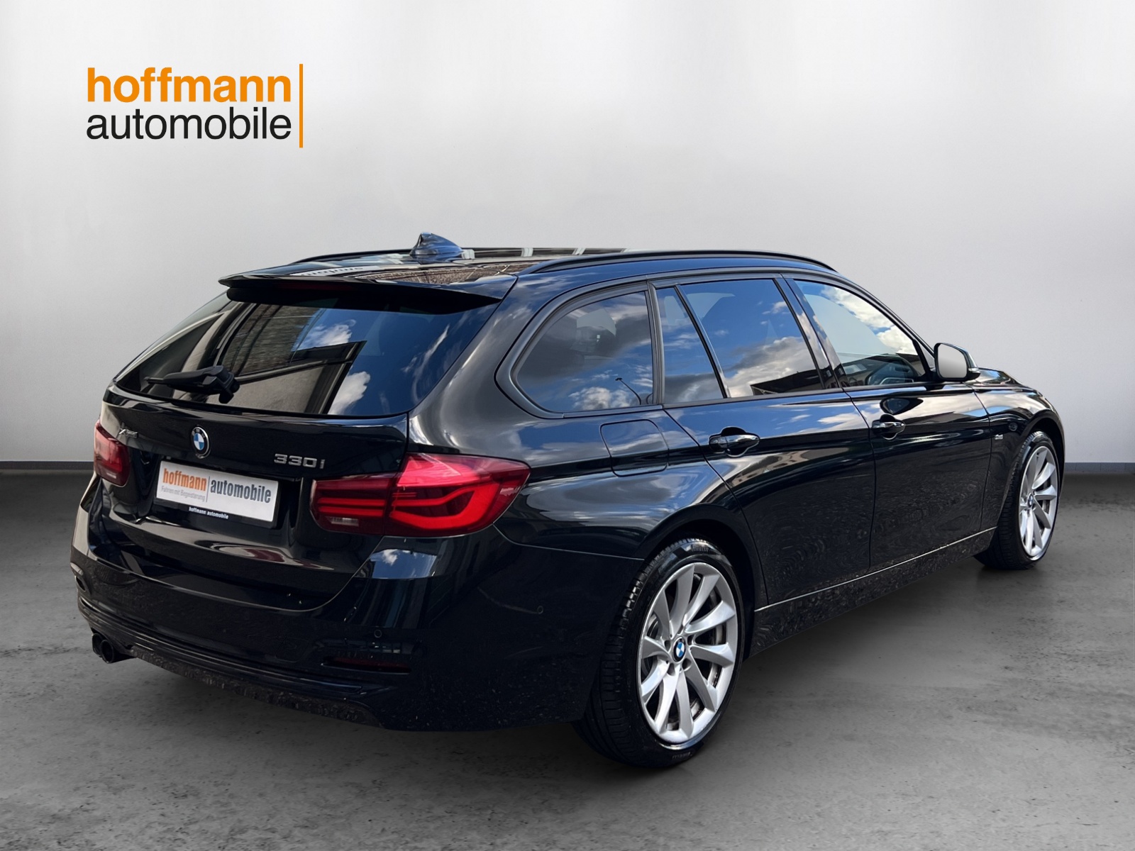 BMW 330i xDrive Touring Edition Sport Line Steptronic - 4