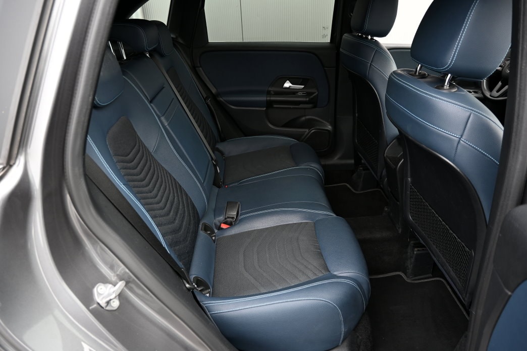 MERCEDES-BENZ B 180 d 7G-DCT - 8