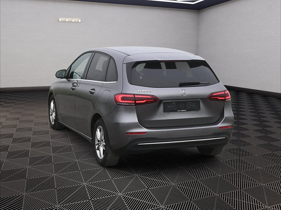 MERCEDES-BENZ B 180 d 7G-DCT - 4