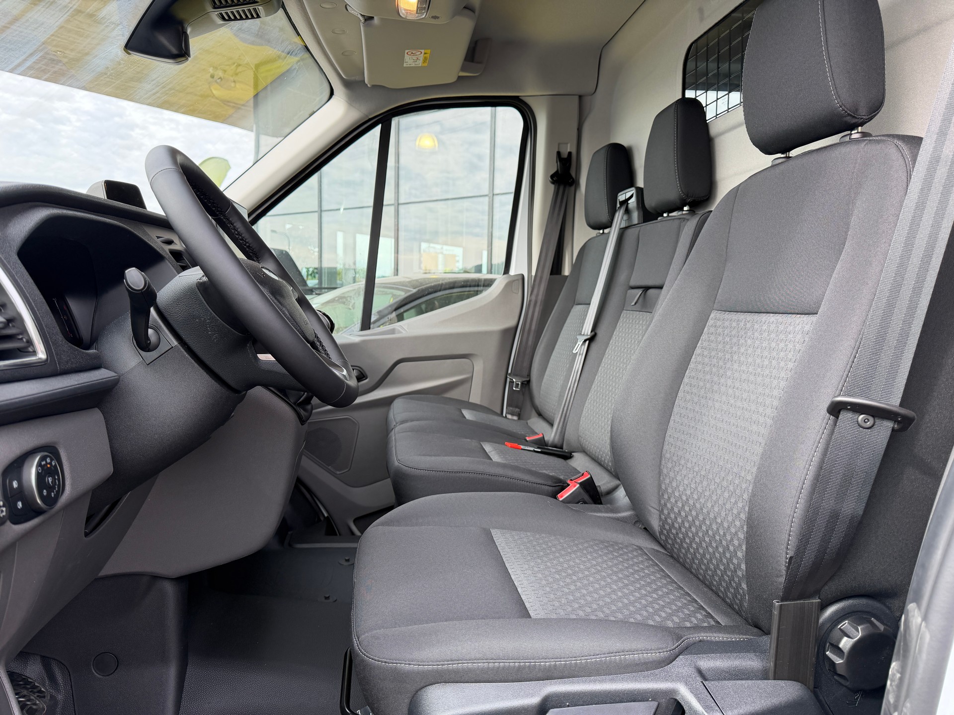 FORD Transit Van 350 L4 H3 Trend 2.0 TDCi 165 RWD - 9