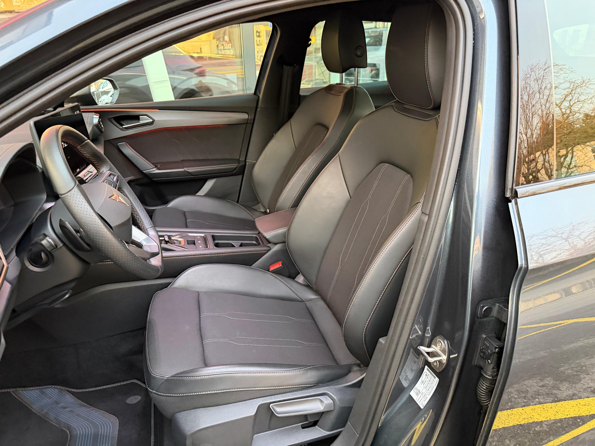 CUPRA Leon 1.5 eTSI DSG - 9