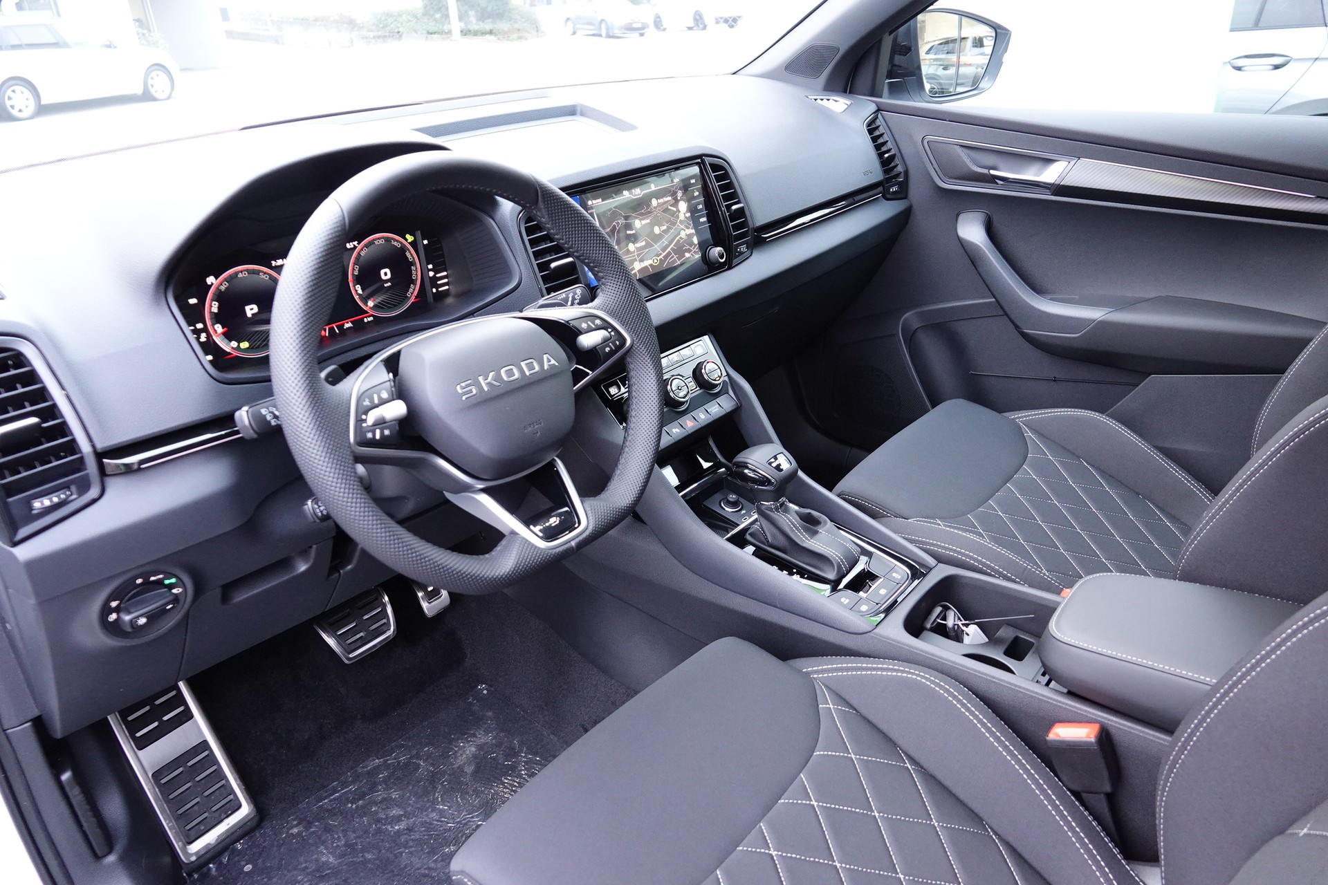 SKODA Karoq 2.0TSI Sportline Dynamic Limited 4x4 - 9