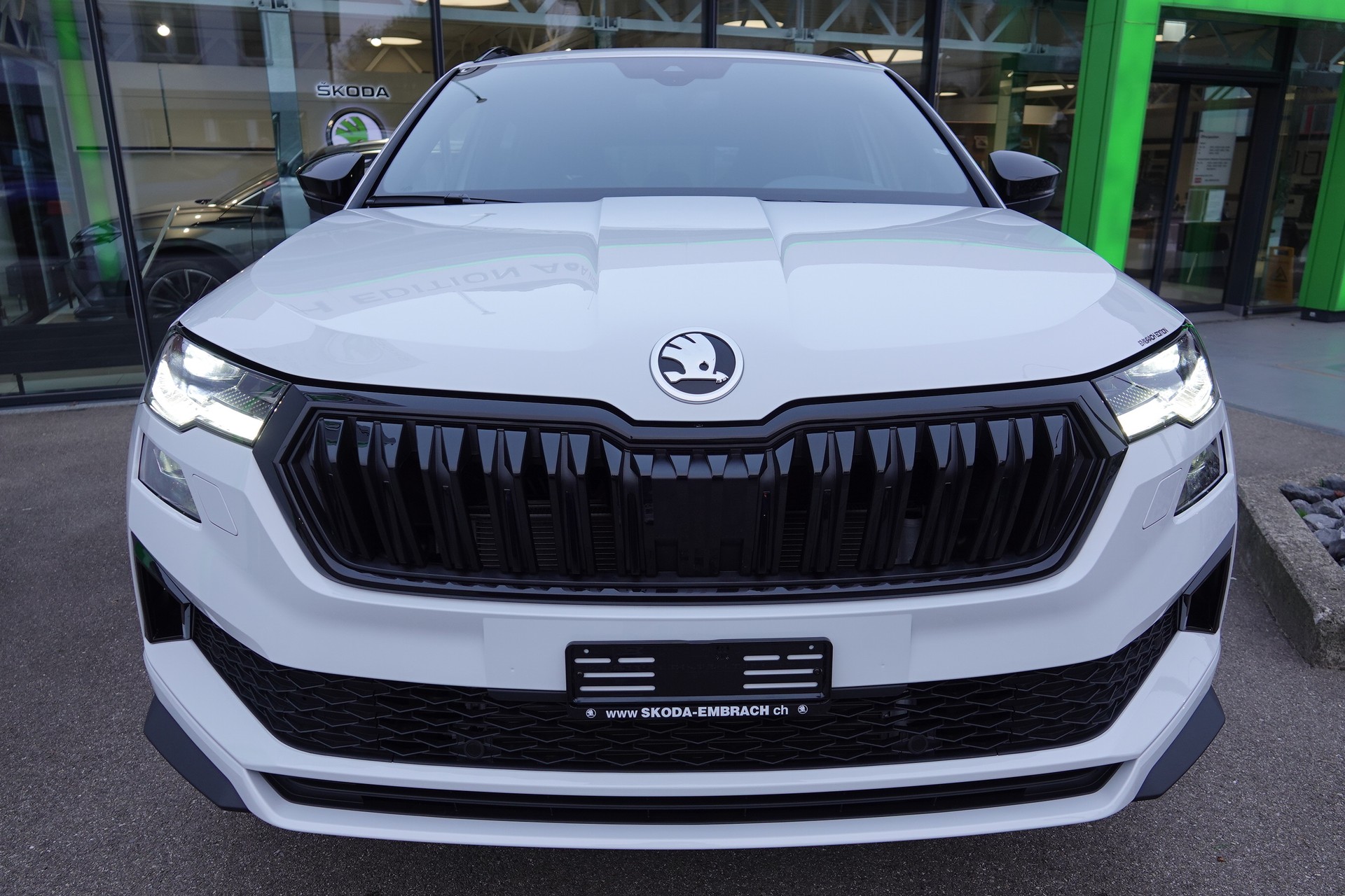 SKODA Karoq 2.0TSI Sportline Dynamic Limited 4x4 - 2