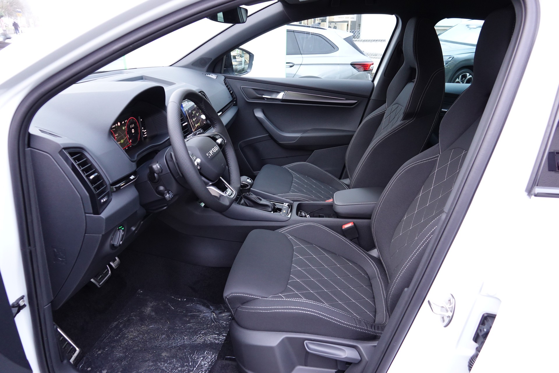 SKODA Karoq 2.0TSI Sportline Dynamic Limited 4x4 - 13