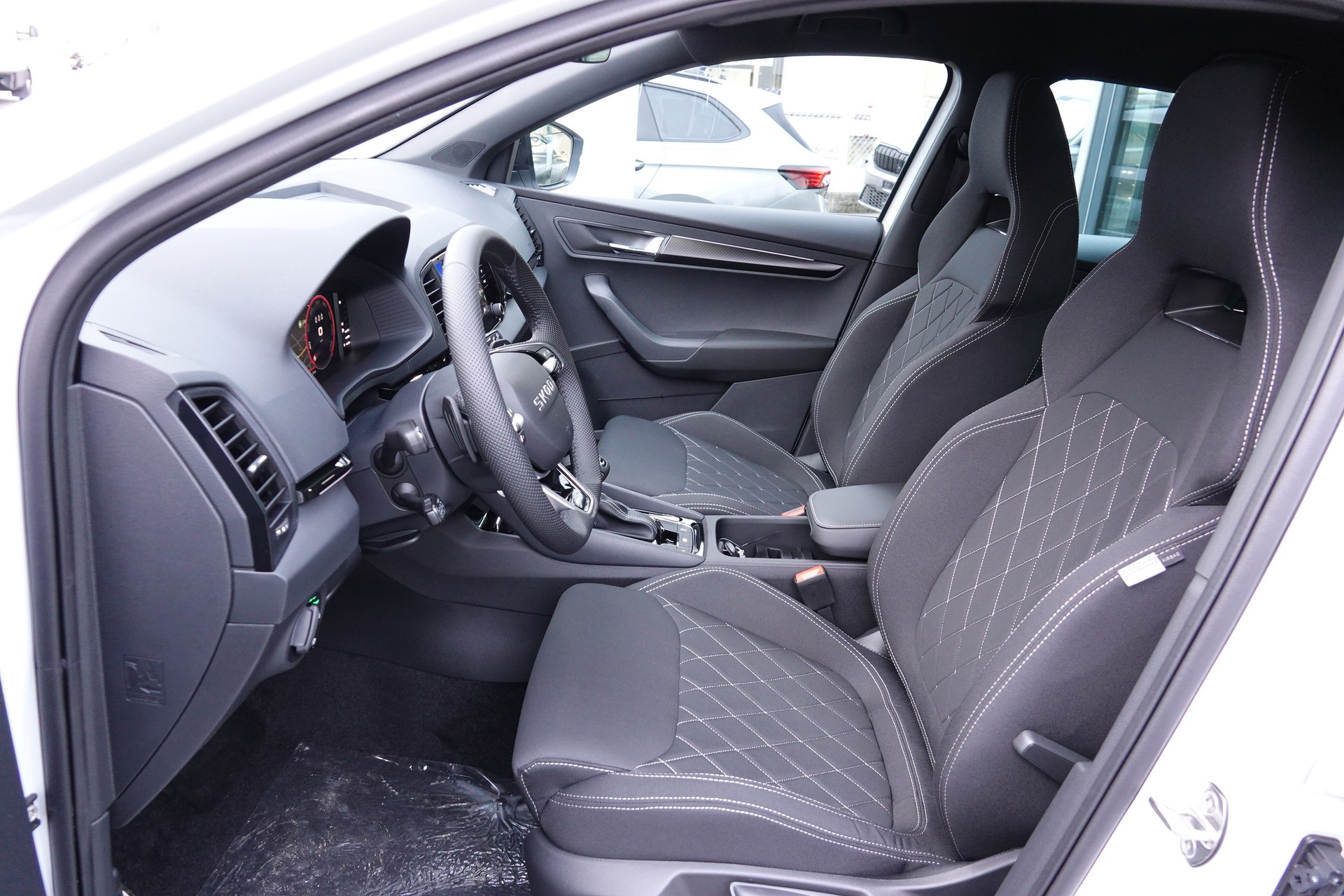 SKODA Karoq 2.0TSI Sportline Dynamic Limited 4x4 - 14