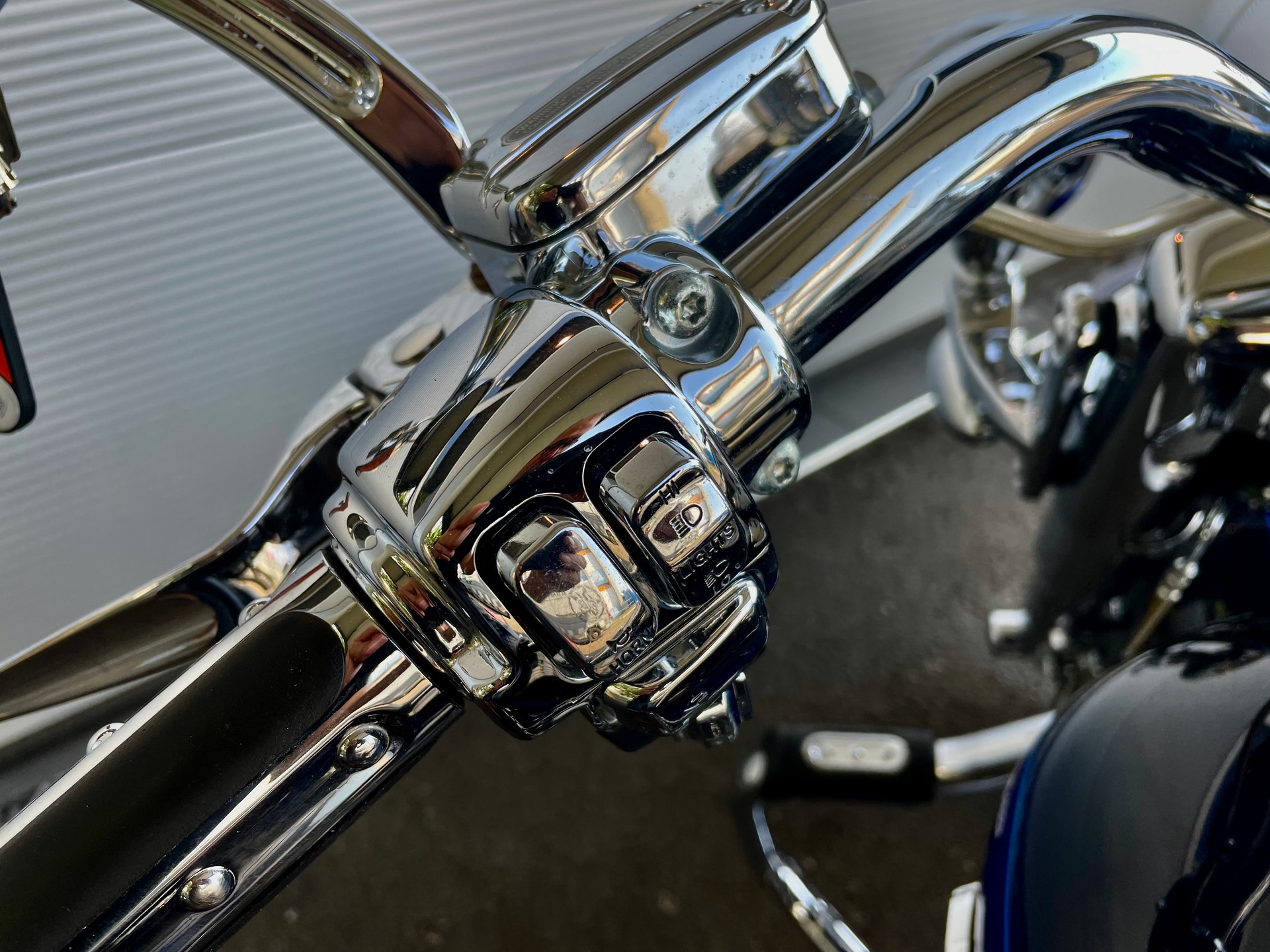 HARLEY-DAVIDSON FLHRSE4 Road King CVO Screamin Eagle ABS Anniv - 7