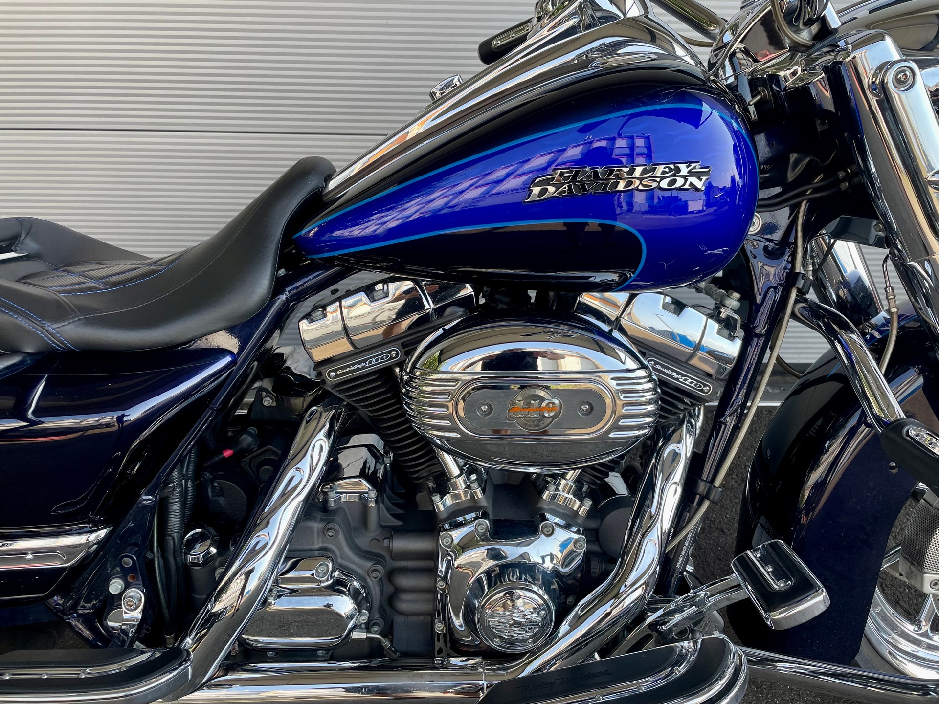 HARLEY-DAVIDSON FLHRSE4 Road King CVO Screamin Eagle ABS Anniv - 5