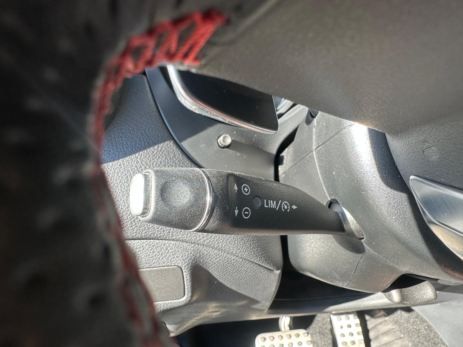 MERCEDES-BENZ CLA Shooting Brake 220 AMG Line 4Matic 7G-DCT - 13