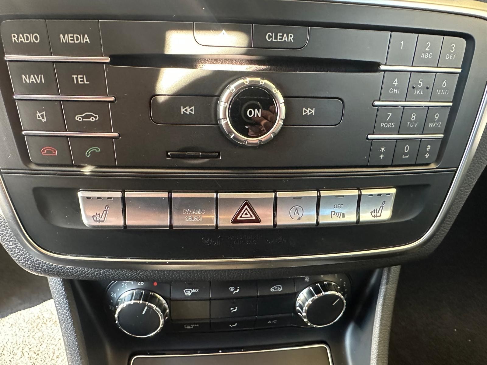 MERCEDES-BENZ CLA Shooting Brake 220 AMG Line 4Matic 7G-DCT - 12