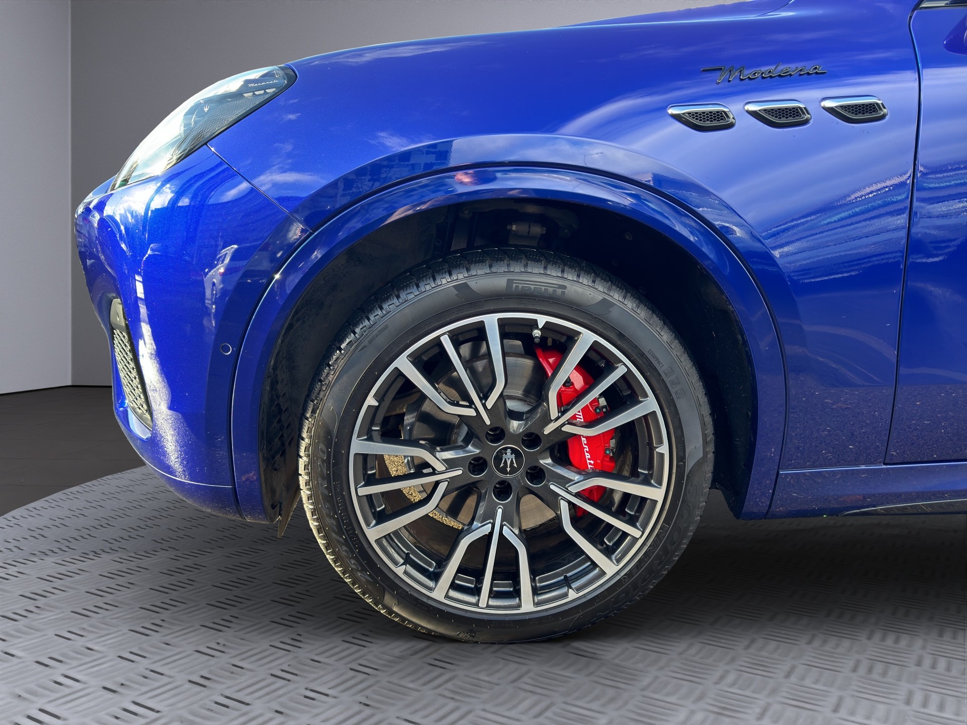 MASERATI Grecale 2.0 MHEV Modena Hybrid Automatica - 9