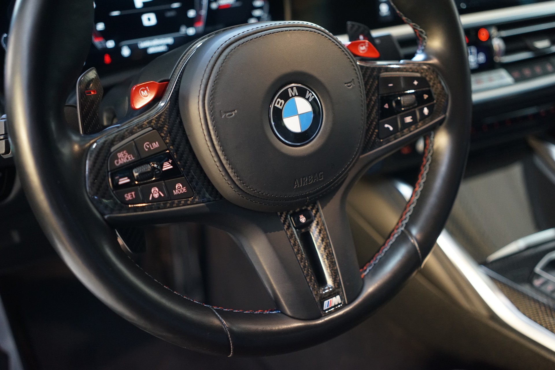 BMW M3 Competition - 18