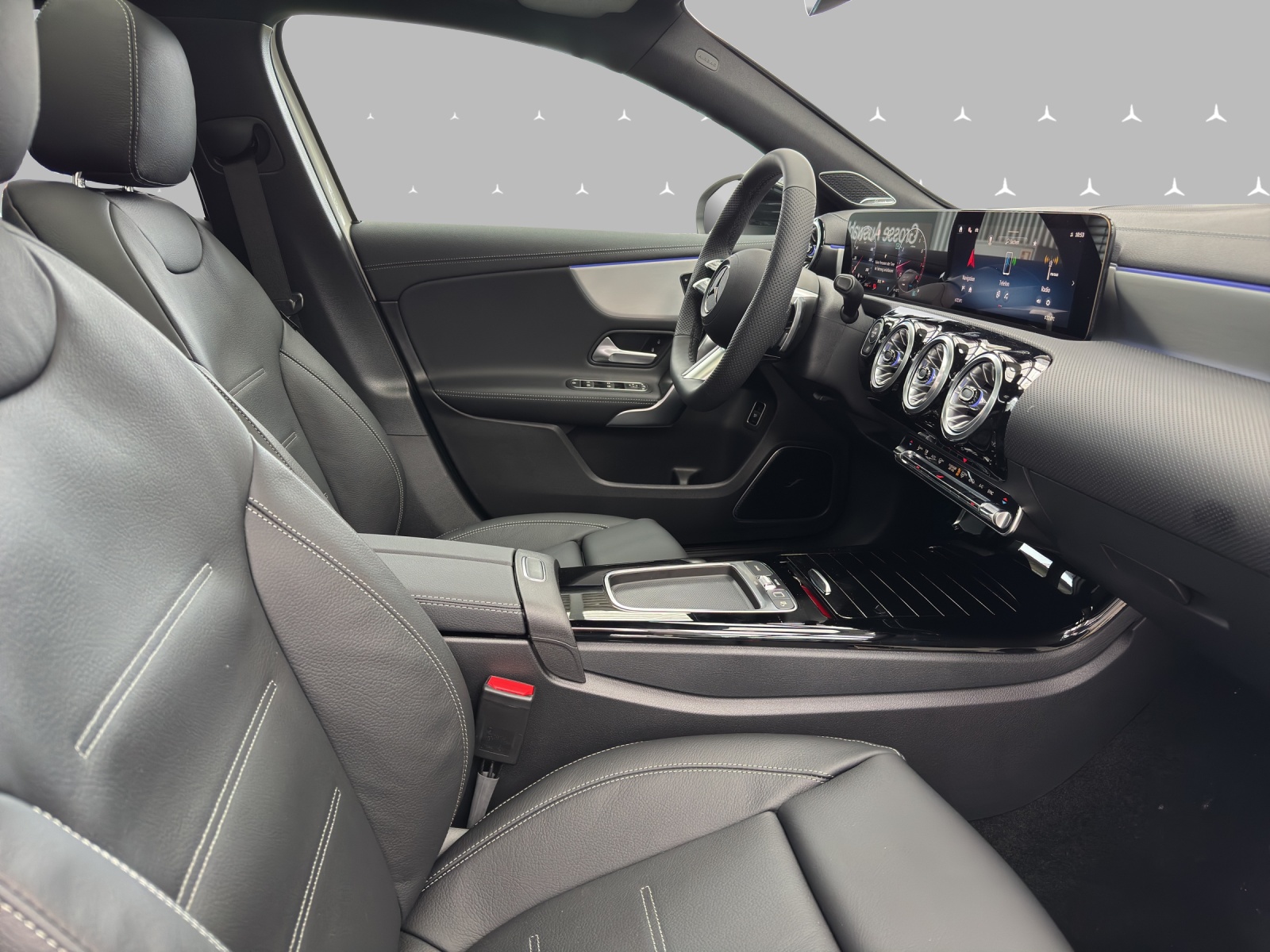 MERCEDES-BENZ A 250 4Matic 8G-DCT - 14