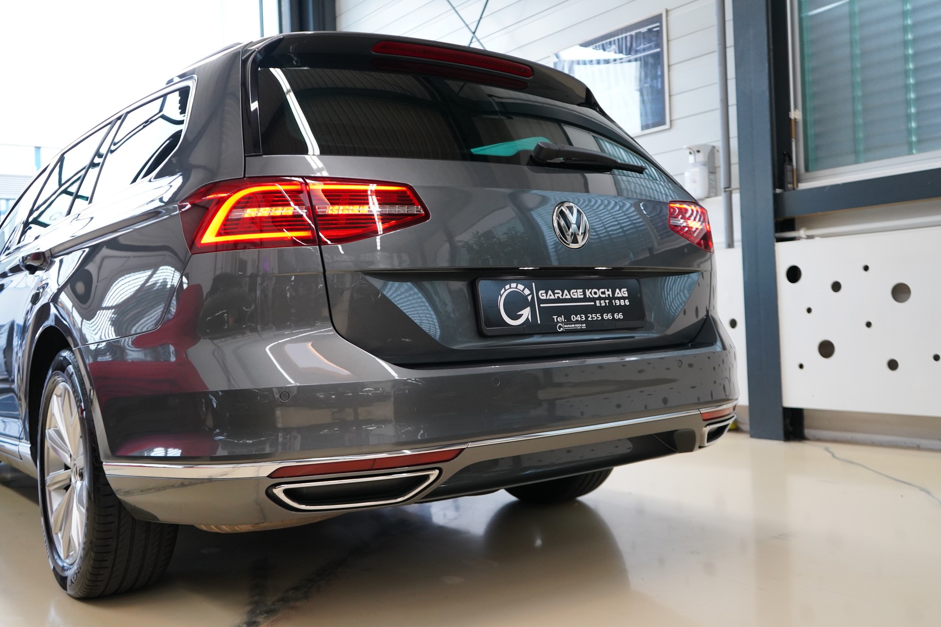 VW Passat Variant 2.0 TDI BMT High. DSG 4Motion - 8