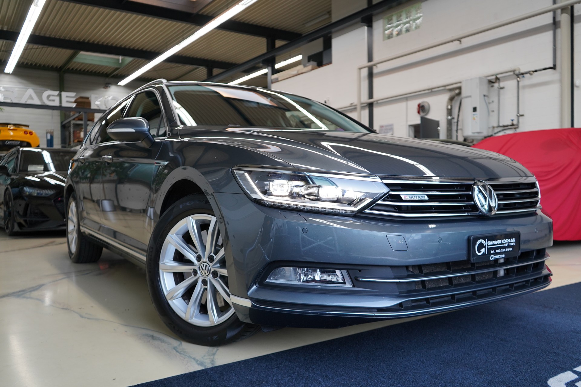 VW Passat Variant 2.0 TDI BMT High. DSG 4Motion - 10