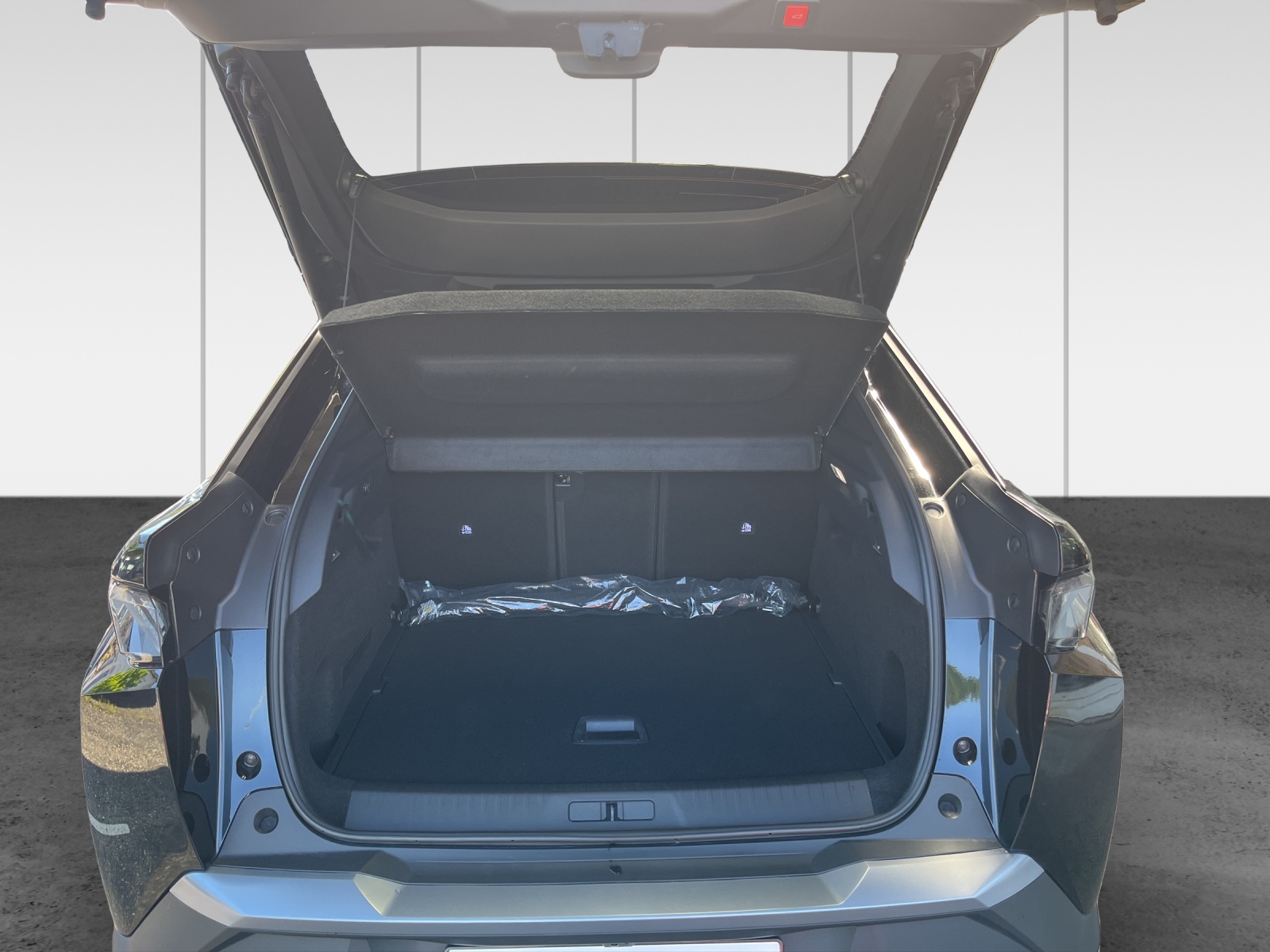 PEUGEOT 3008 145 e-DCS6 Hybrid GT - 13