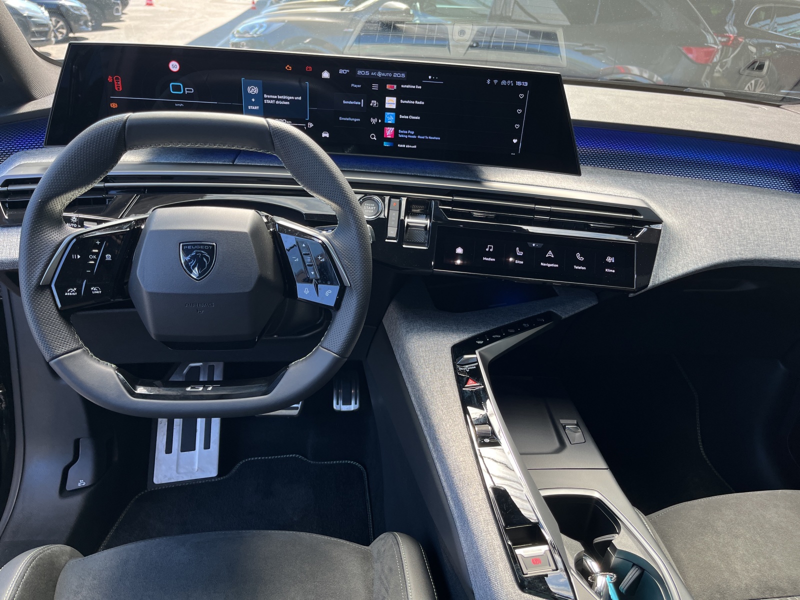 PEUGEOT 3008 145 e-DCS6 Hybrid GT - 8