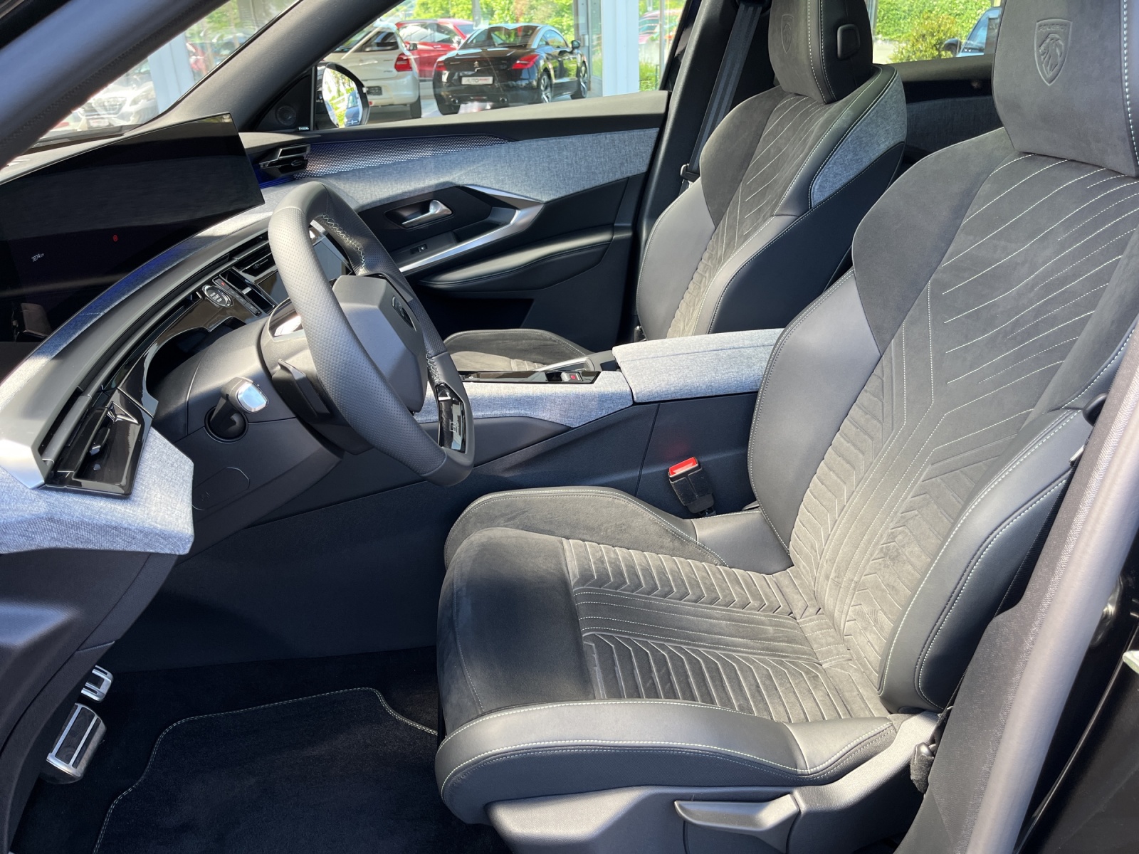 PEUGEOT 3008 145 e-DCS6 Hybrid GT - 7