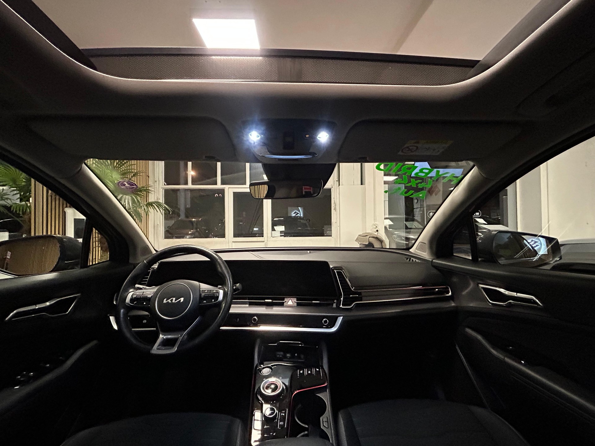 KIA Sportage 1.6 T-GDi Hybrid Style - 10