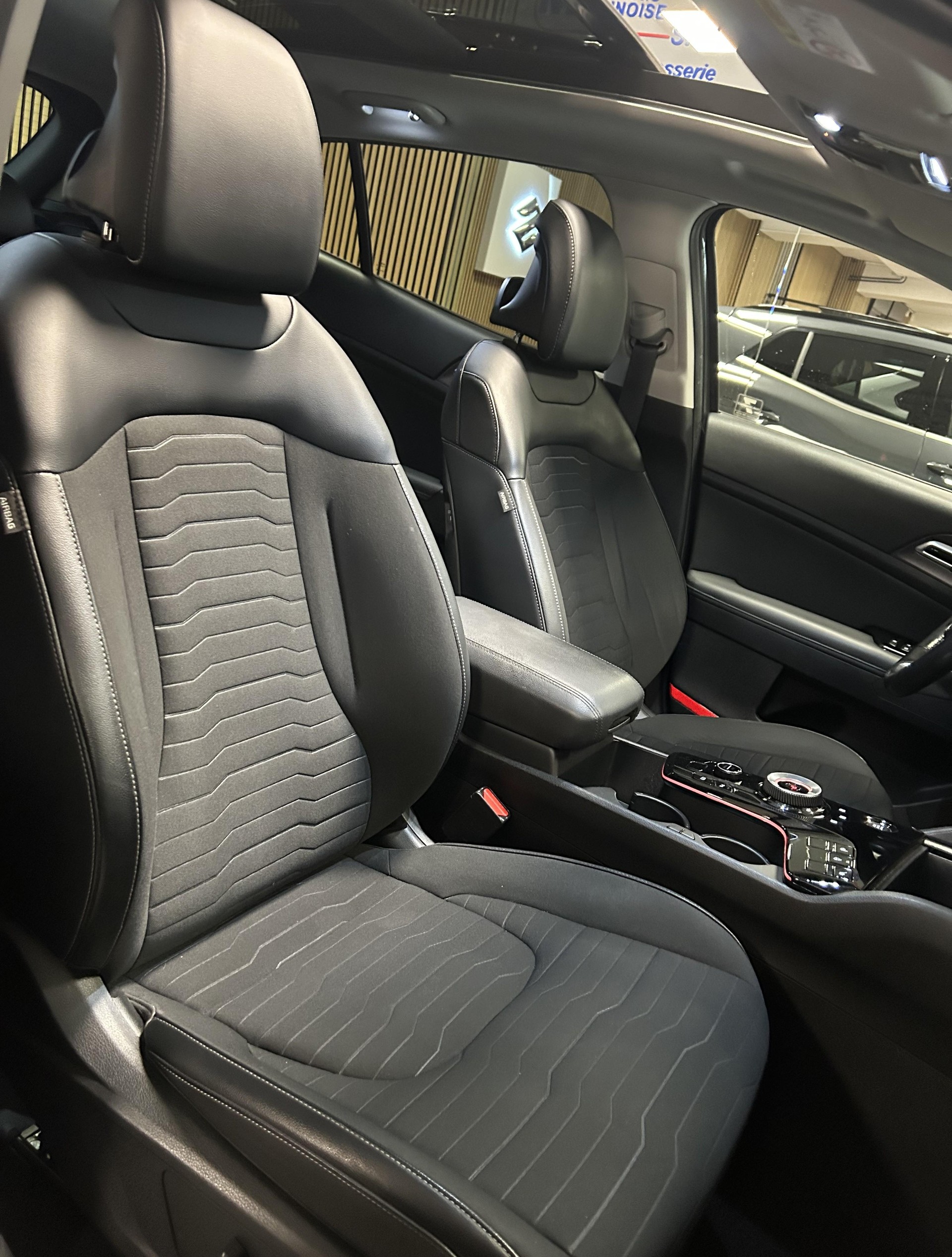 KIA Sportage 1.6 T-GDi Hybrid Style - 18