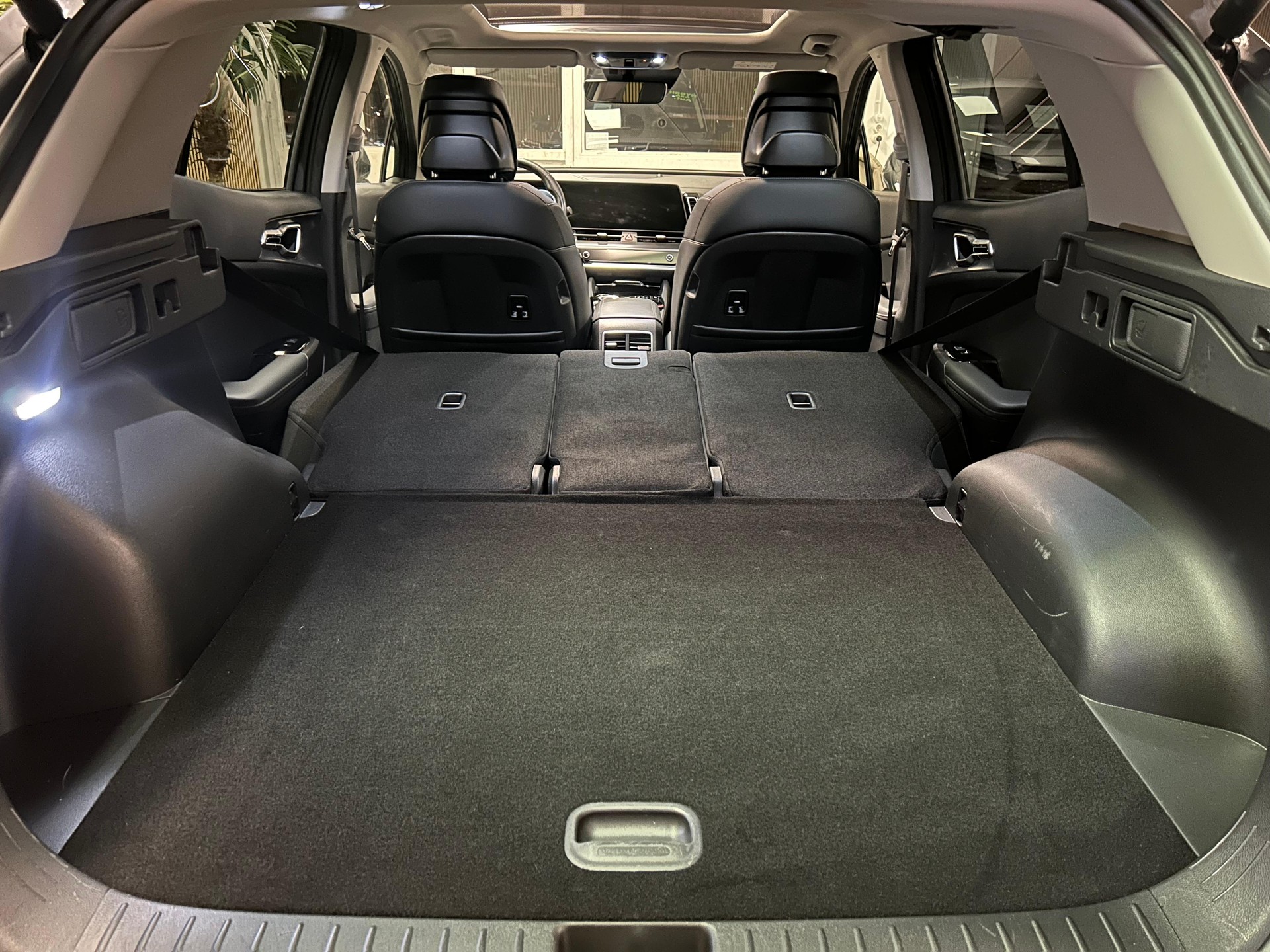 KIA Sportage 1.6 T-GDi Hybrid Style - 24