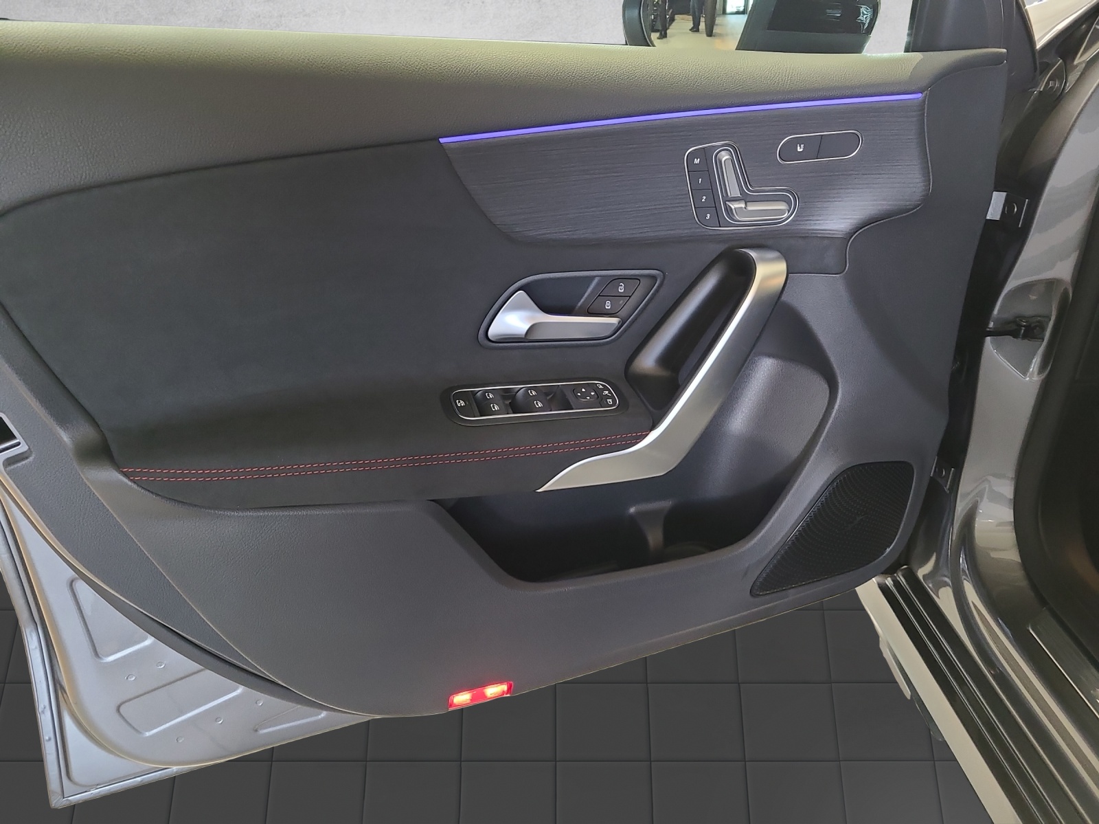 MERCEDES-BENZ A 200 Night Star 7G-DCT - 9