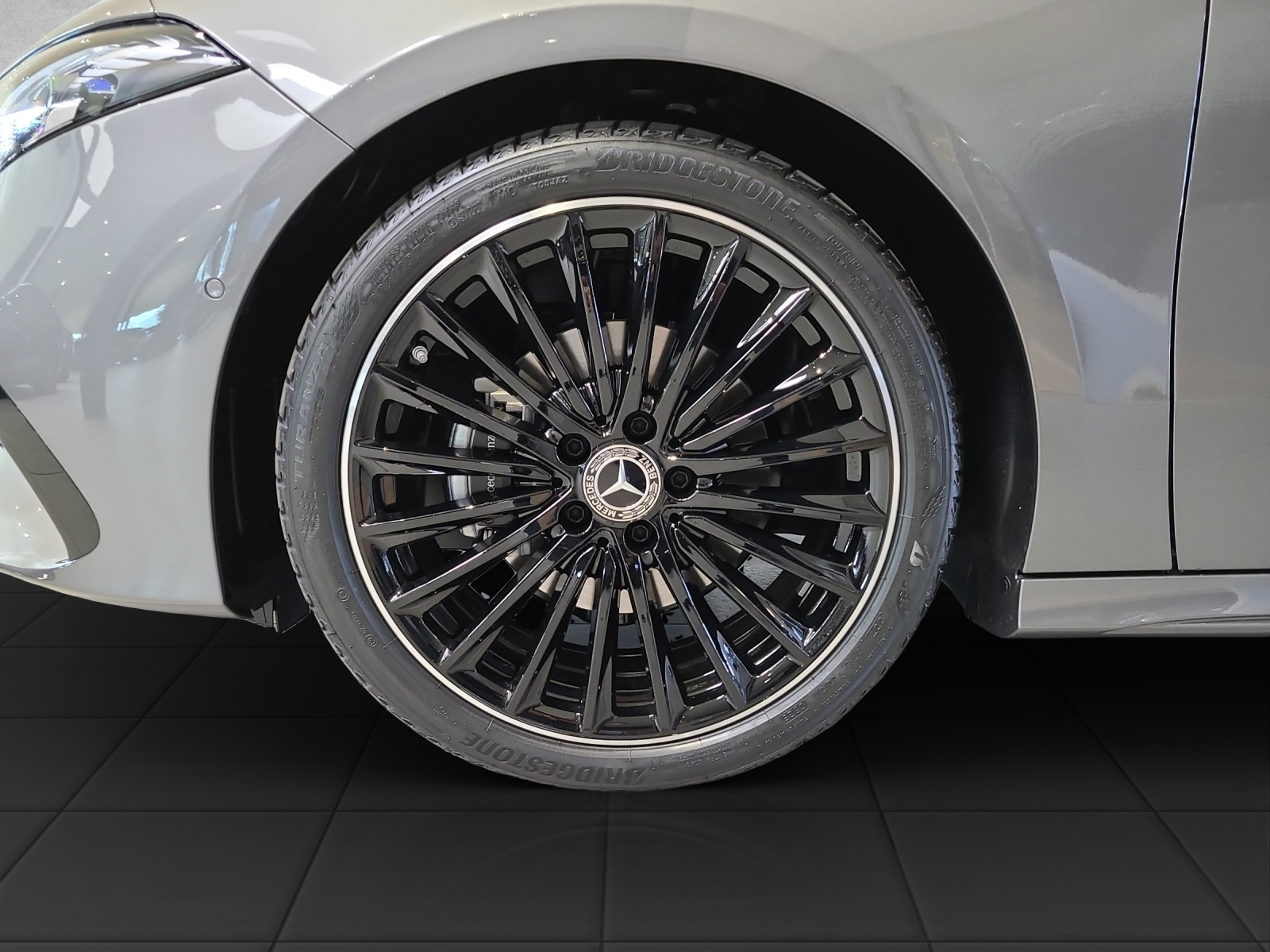 MERCEDES-BENZ A 200 Night Star 7G-DCT - 10