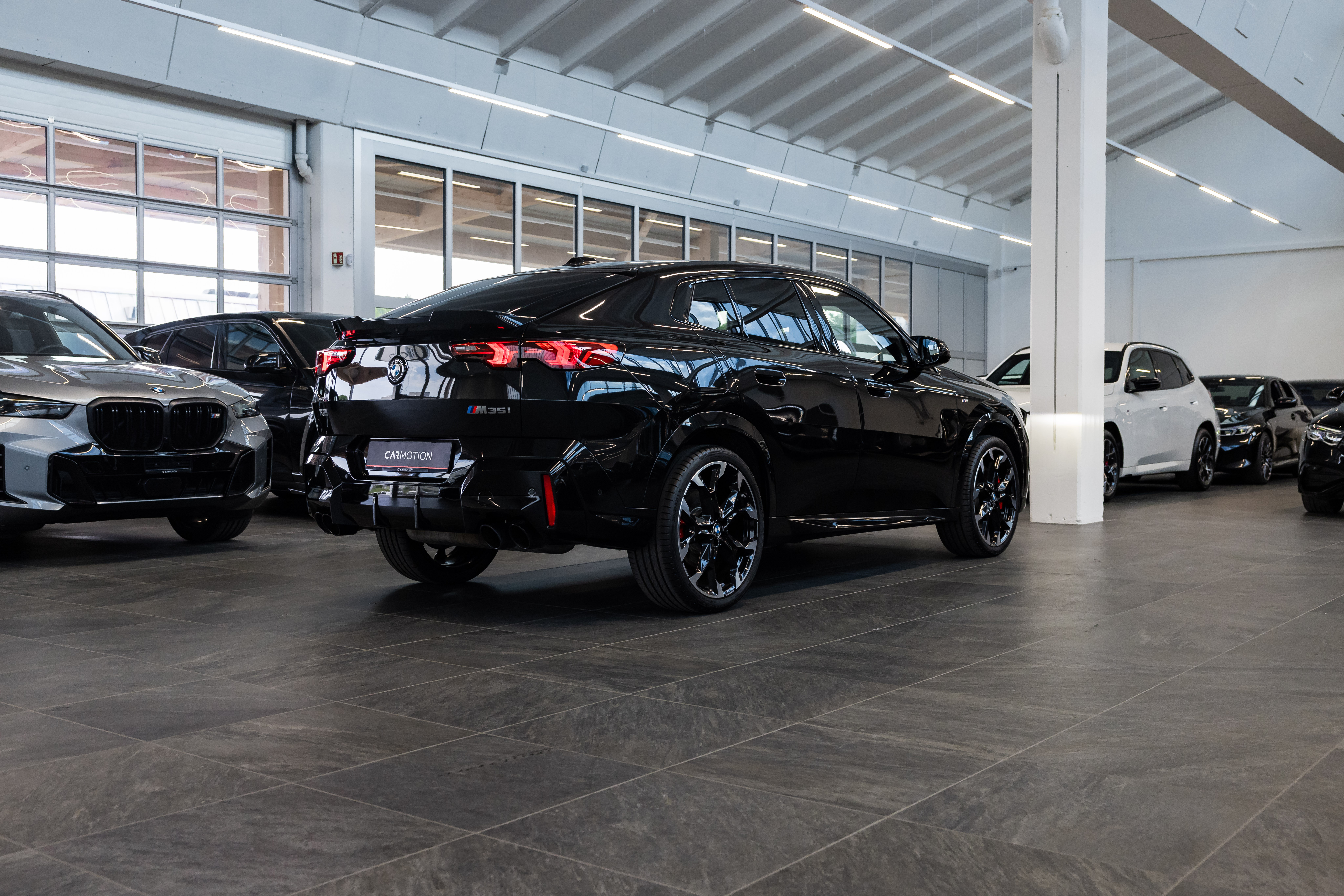 X2 M35i M Sport Pro / Iconic Glow / 360°Kamera / HeadUp