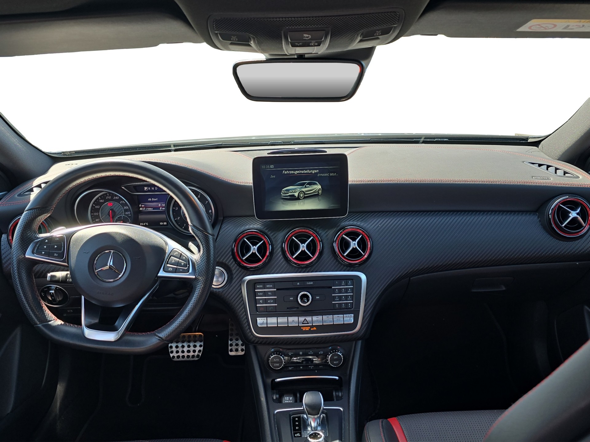 MERCEDES-BENZ A 45 AMG 4Matic Speedshift 7G-DCT - 9