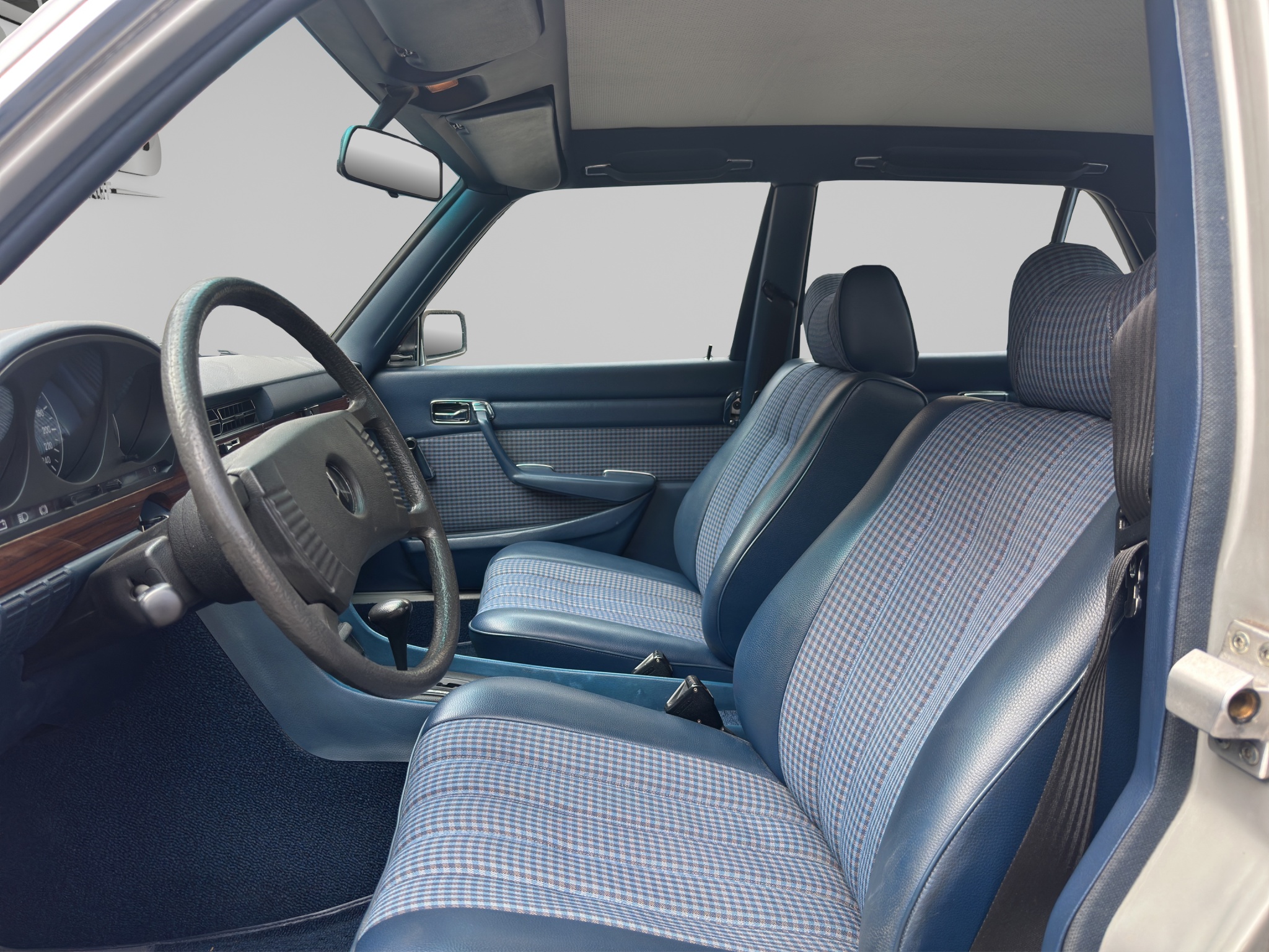 MERCEDES-BENZ 280 9