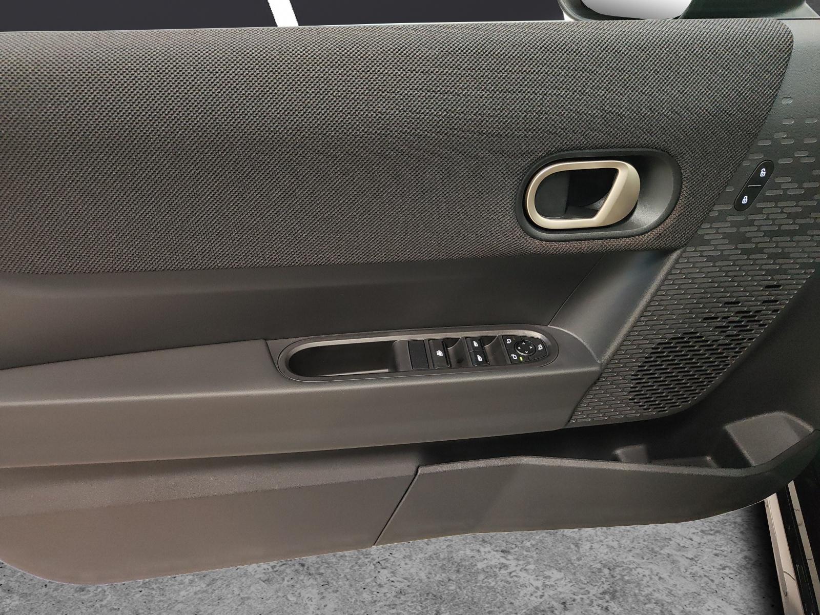 MINI Cabrio F67 2.0i John Cooper Works - 11